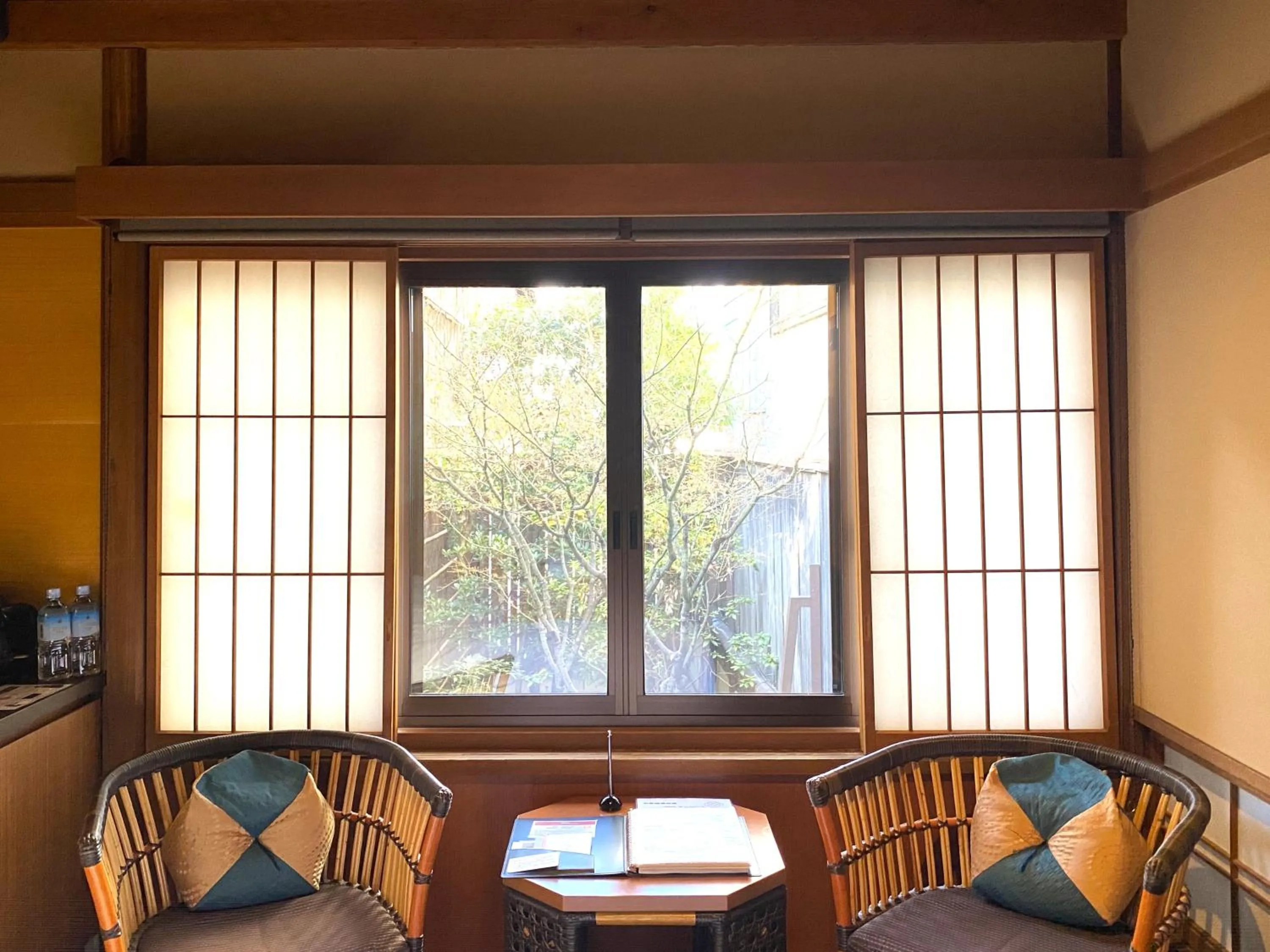 Photo of the whole room in Yasaka Yutone Kyokoyado