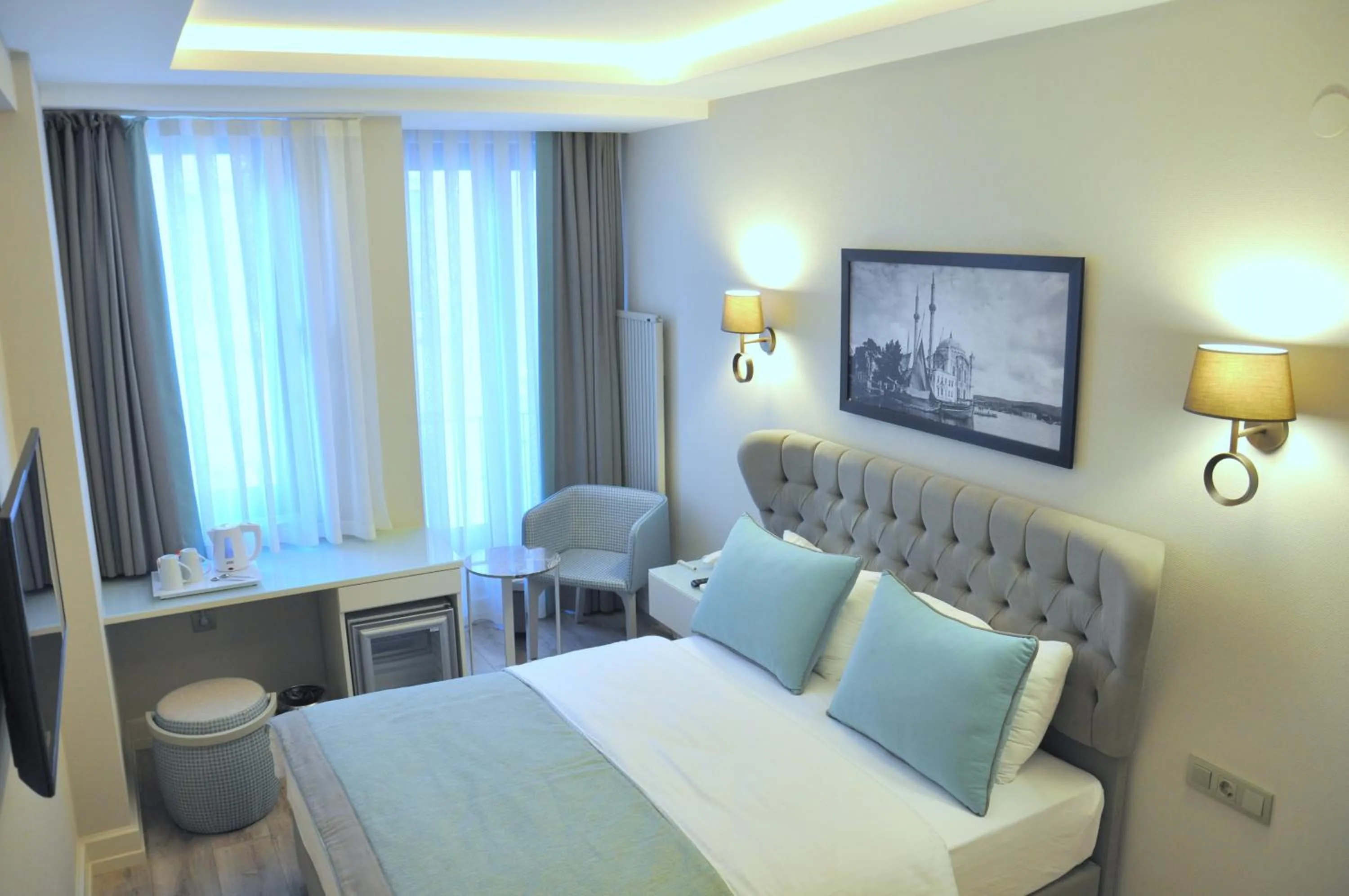 TV and multimedia, Bed in Centrum Suites İstanbul