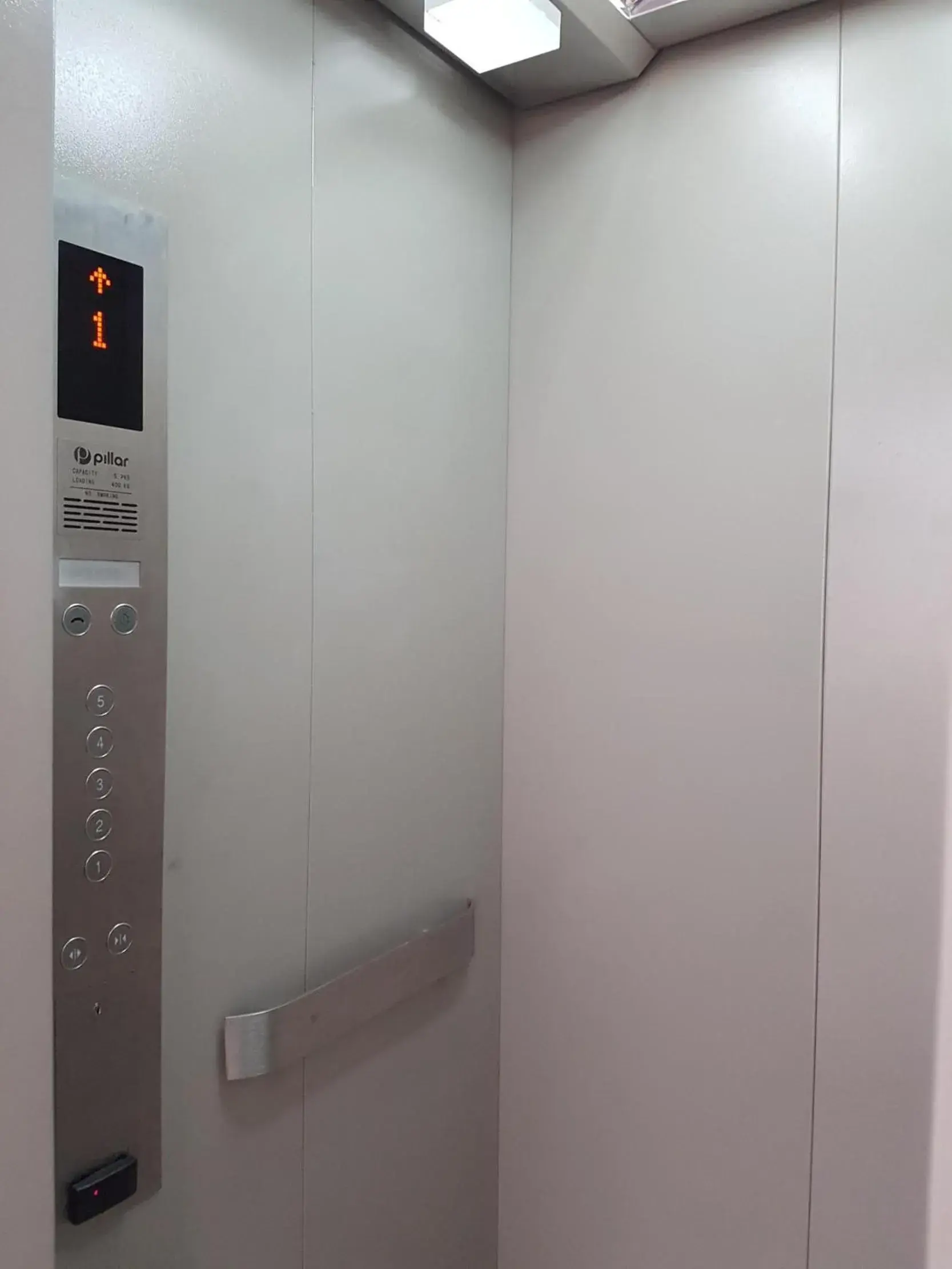 Property building in Ethan Hotel Kelapa Gading Property building in Ethan Hotel Kelapa Gading