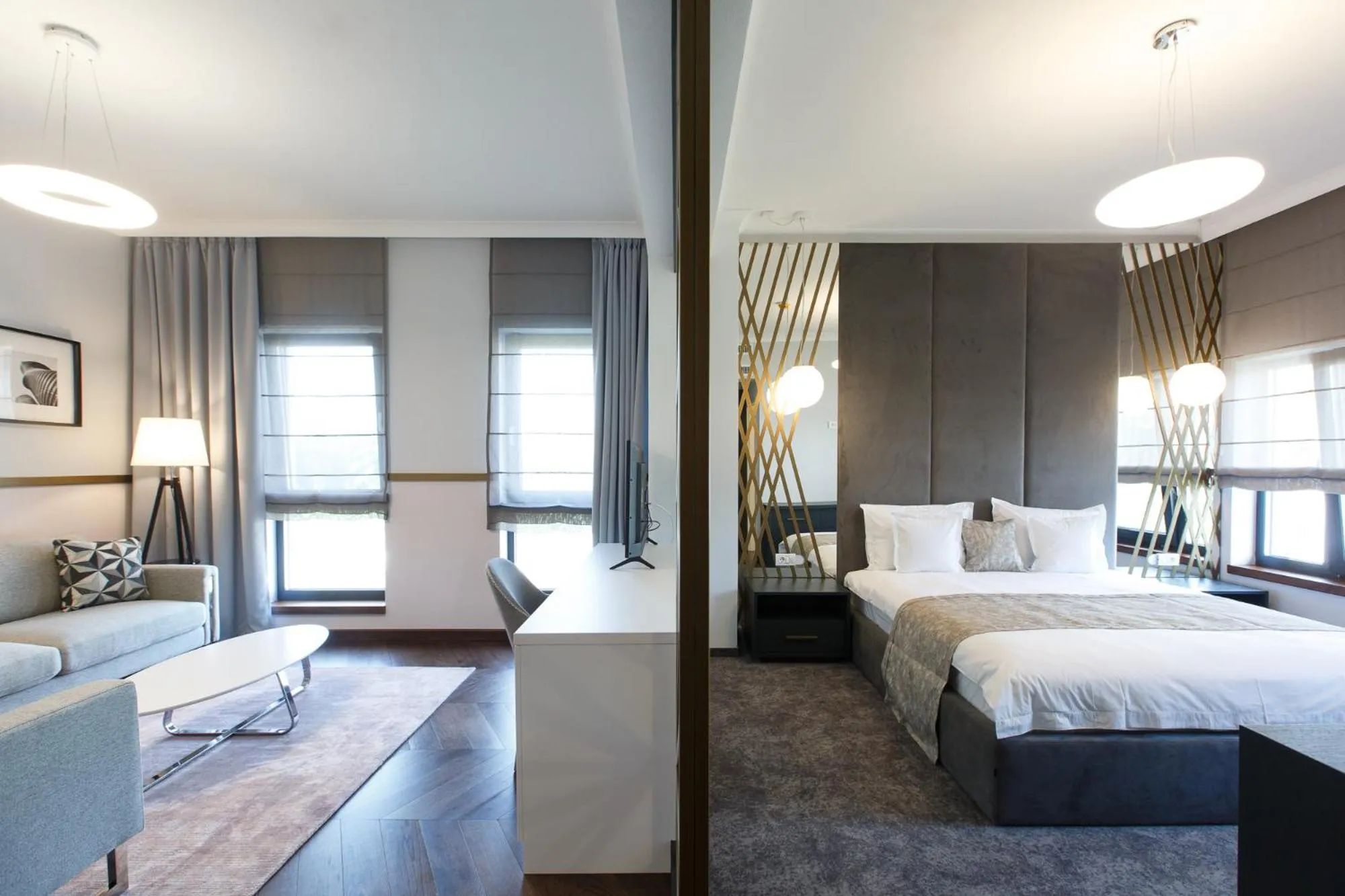 Photo of the whole room, Bed in Element