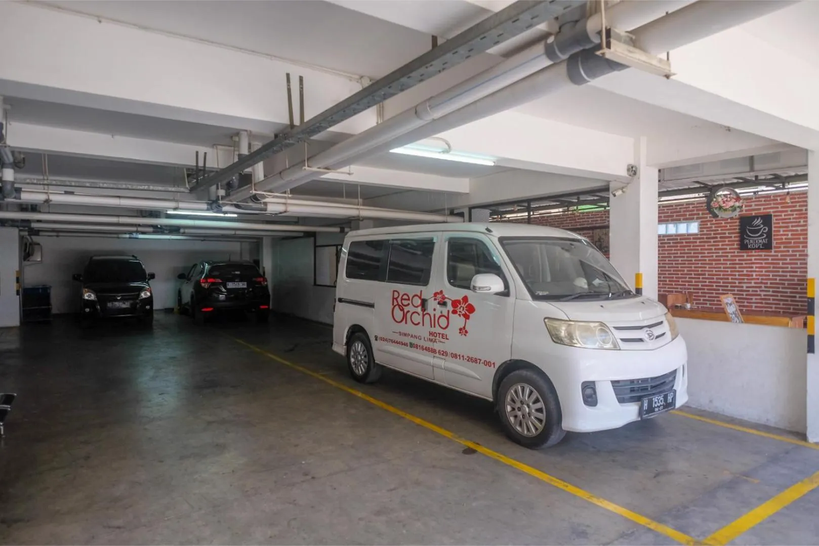 Parking in Red Orchid Hotel by Sajiwa