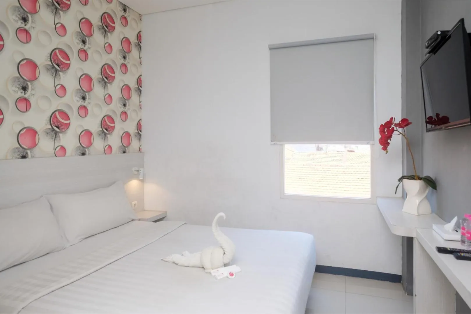 Bedroom, Bed in Red Orchid Hotel by Sajiwa