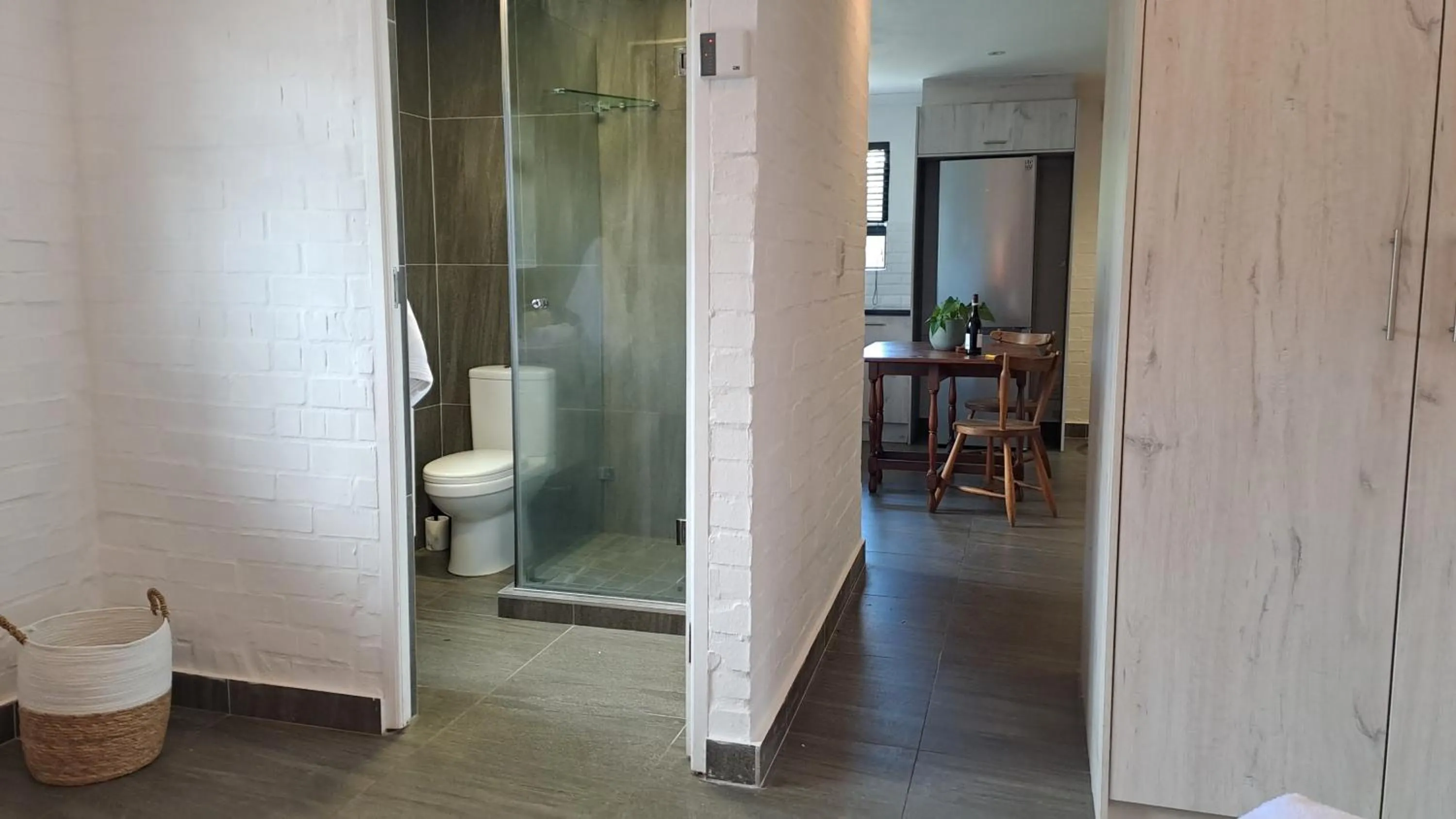 Shower in Mont Angelis