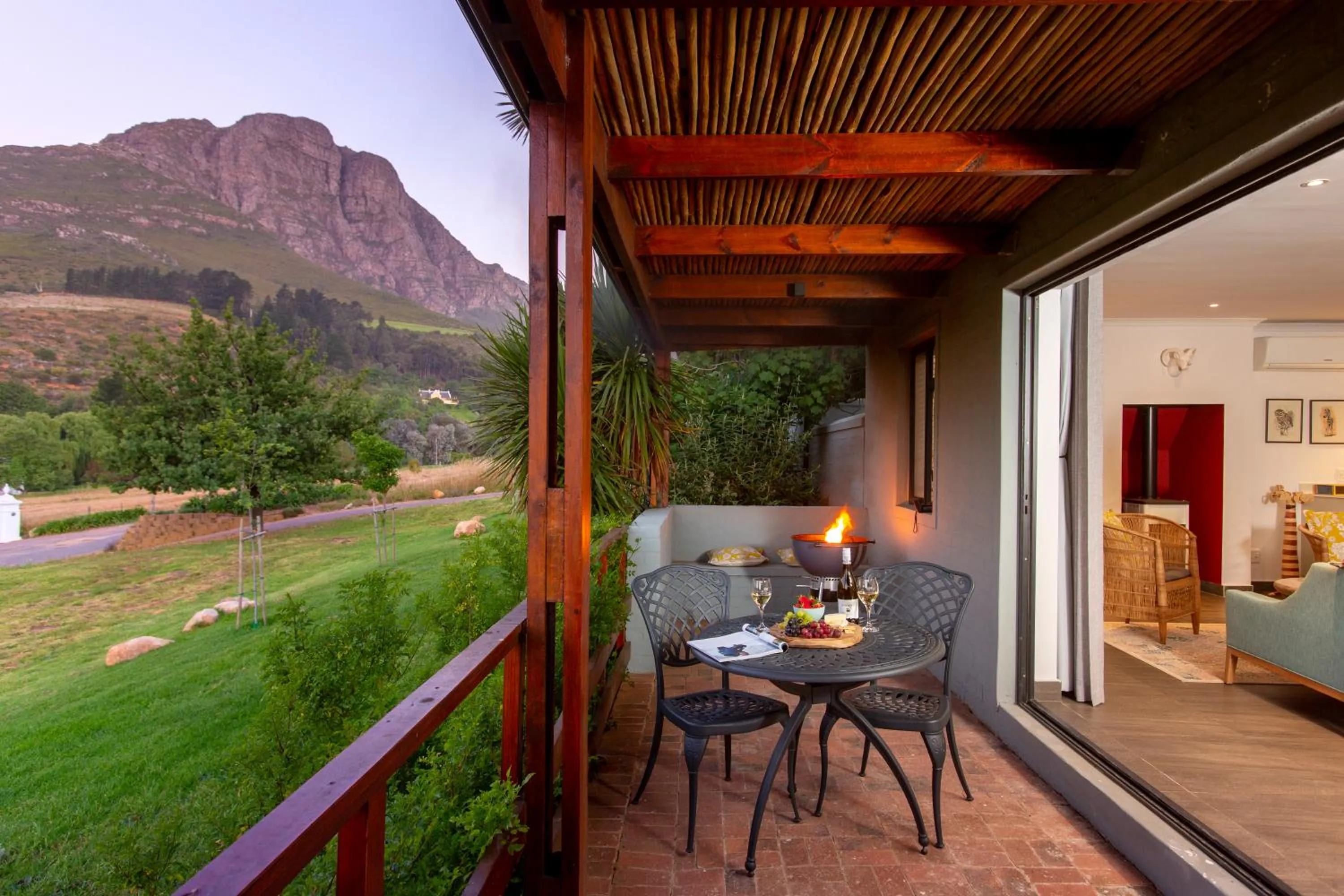 Patio in Mont Angelis