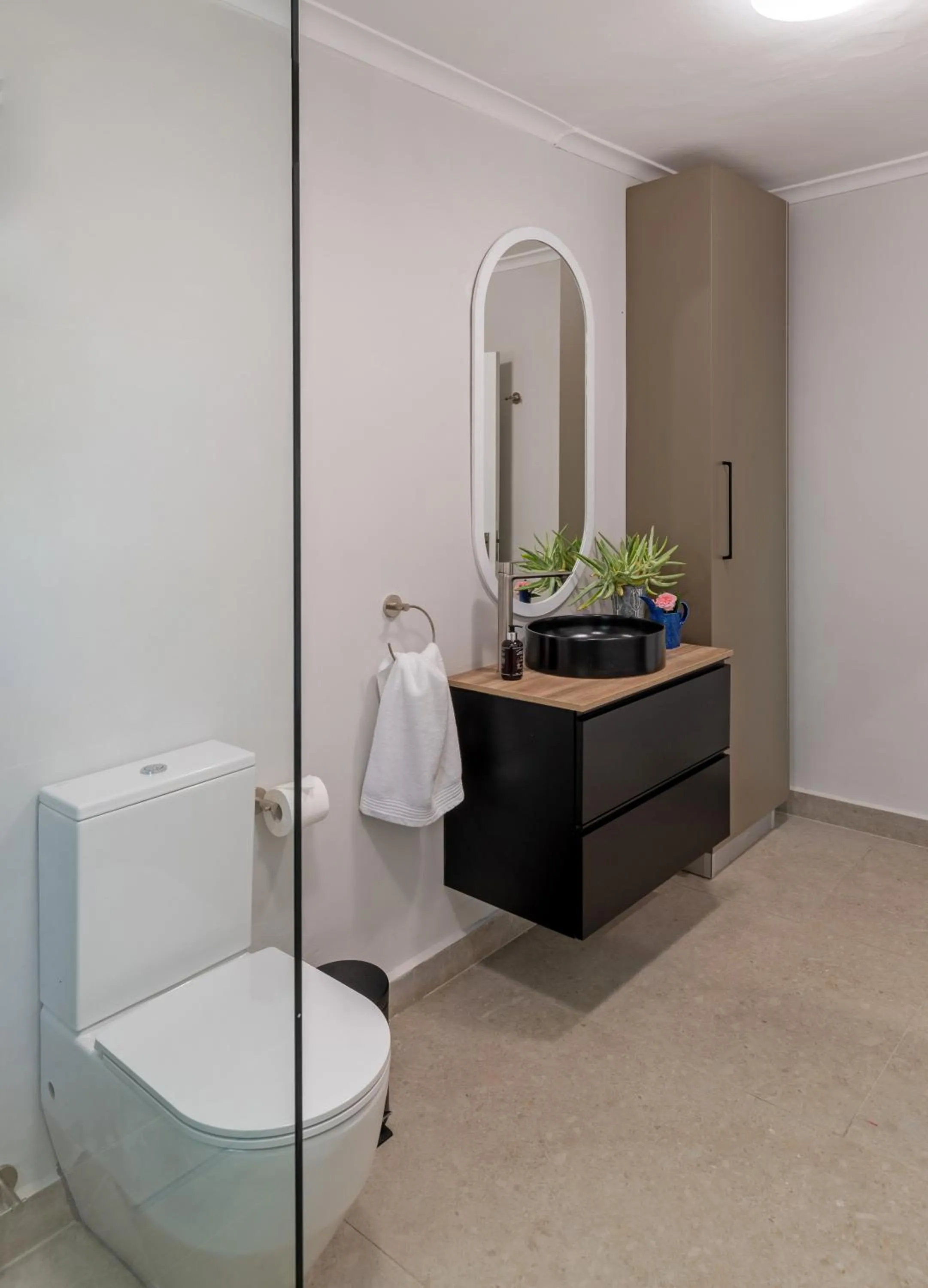 Toilet in Mont Angelis