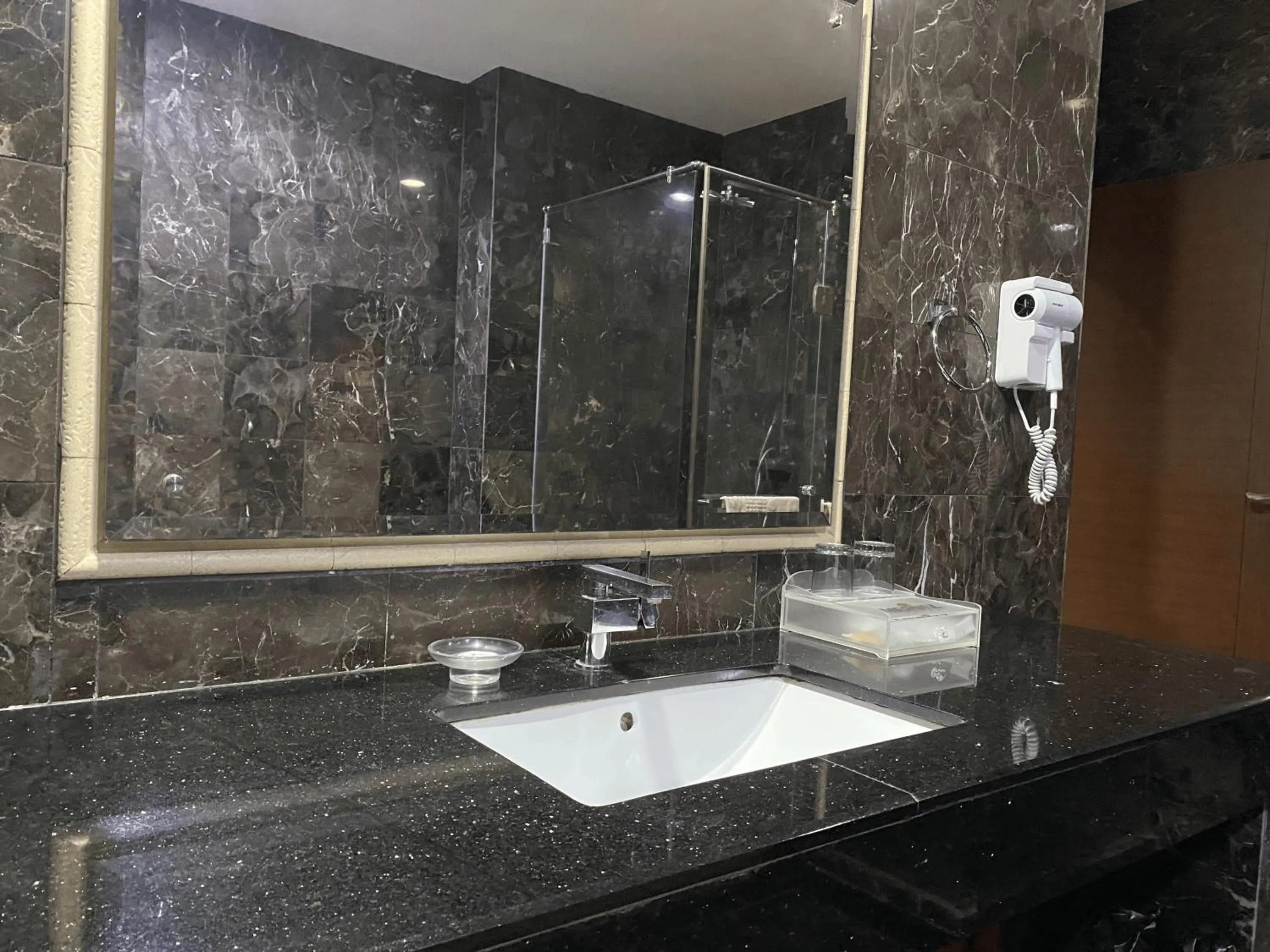 Bathroom in Meritz Hotel