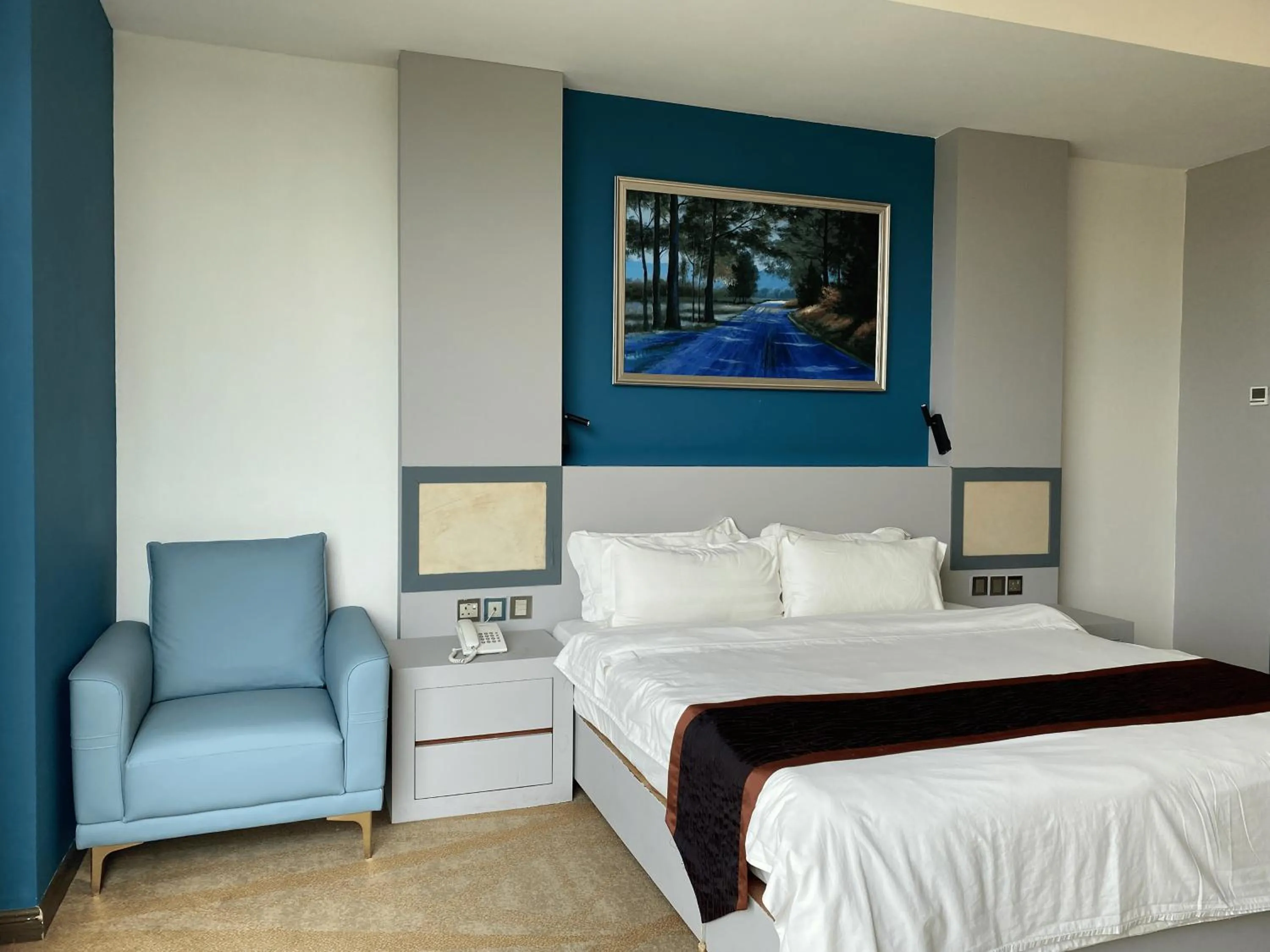 Photo of the whole room, Bed in Meritz Hotel