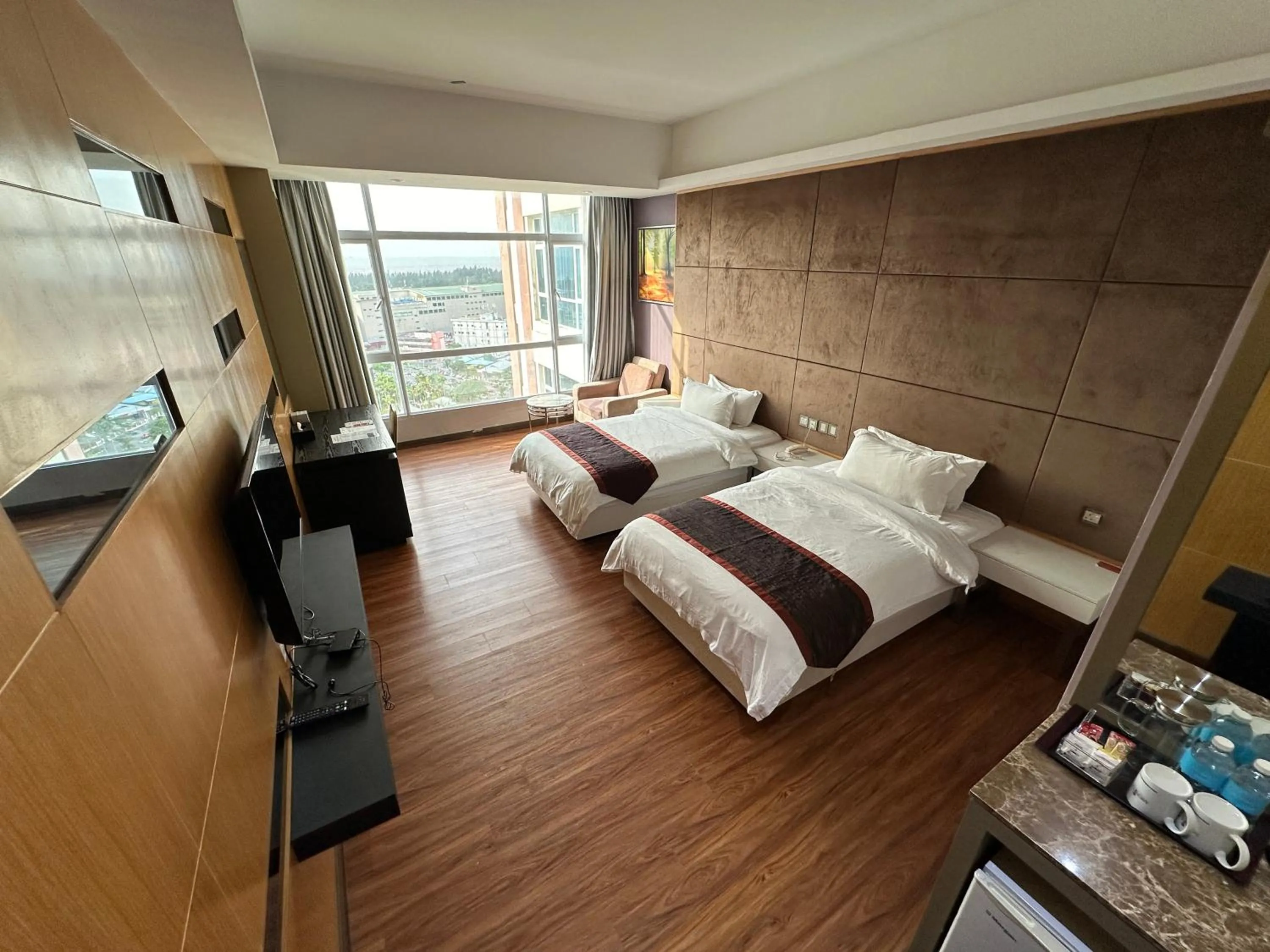 Photo of the whole room, Bed in Meritz Hotel