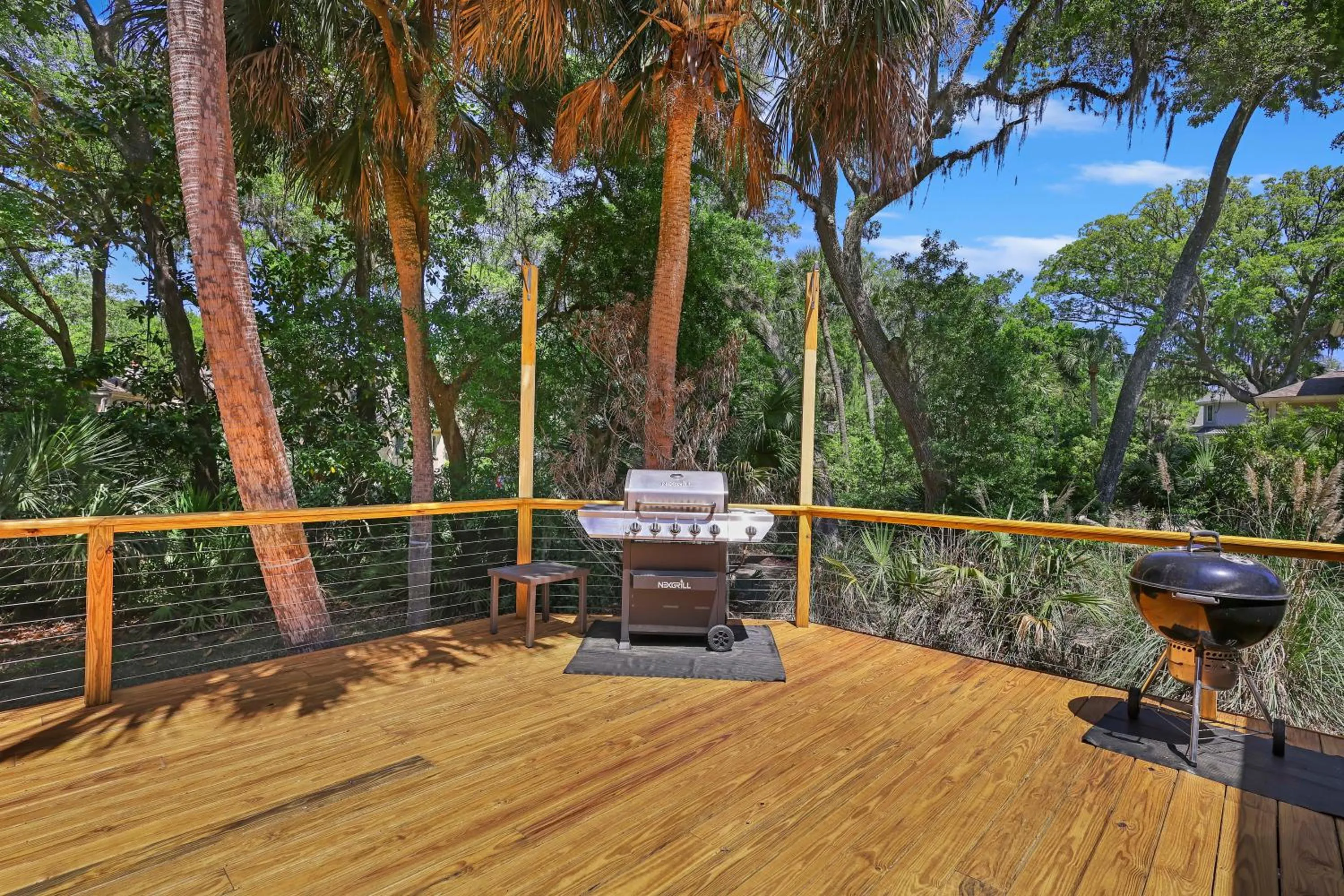 Updated beach home Private pool Sleeps 12 4 BR 4 BA Bikes & Beach Gear included
