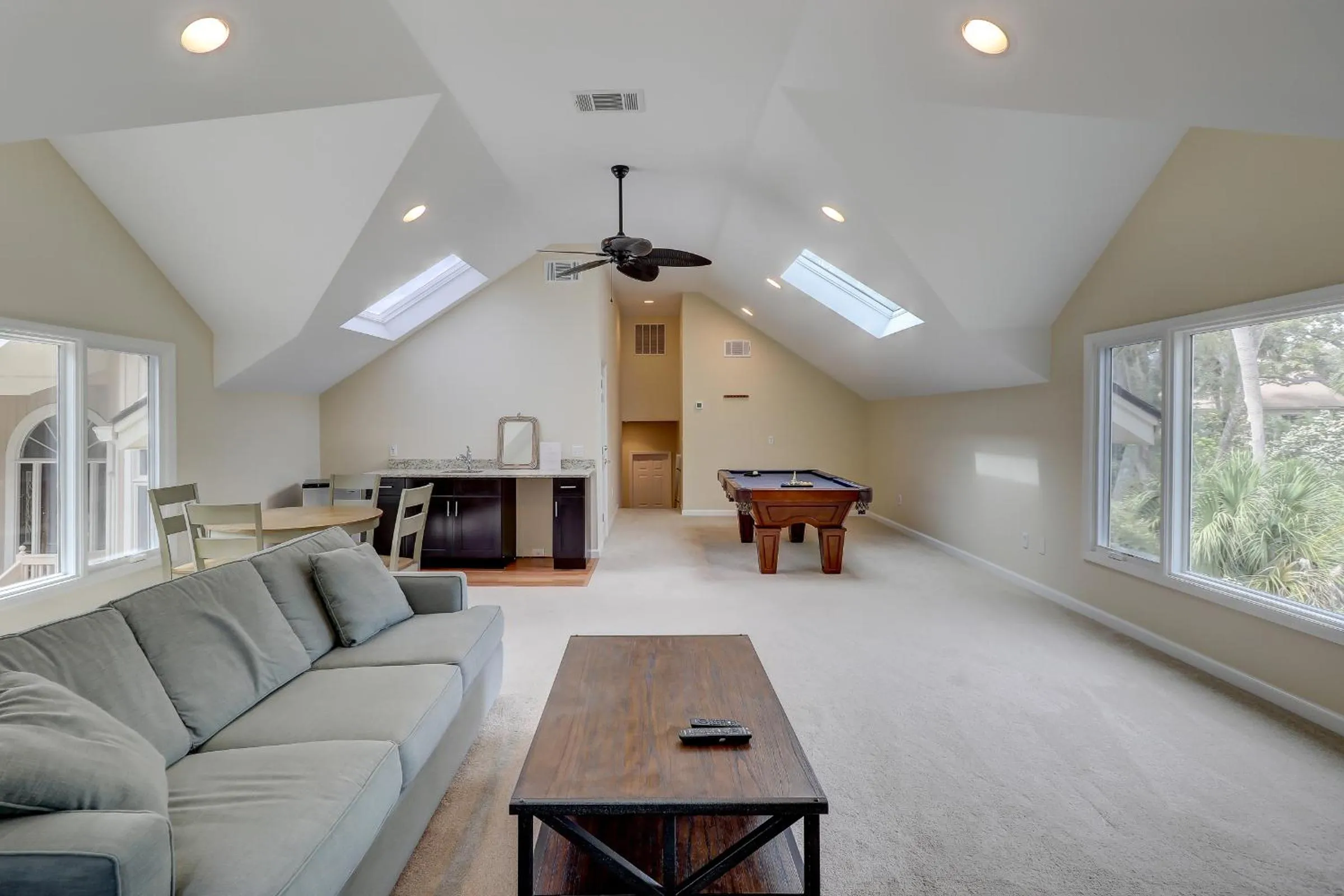 Updated beach home Private pool Sleeps 12 4 BR 4 BA Bikes & Beach Gear included