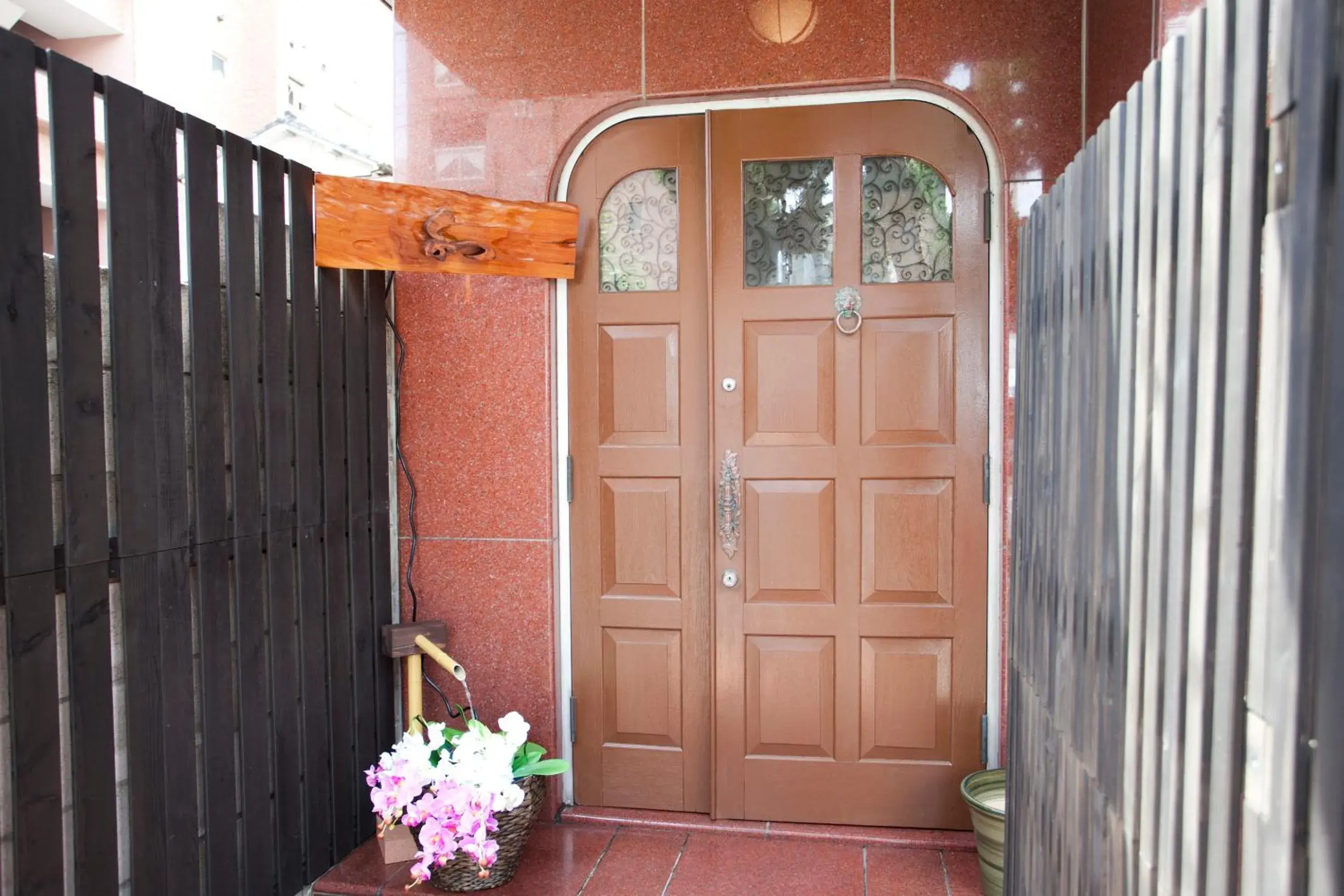 Facade/entrance in Nagomi House Facade/entrance in Nagomi House