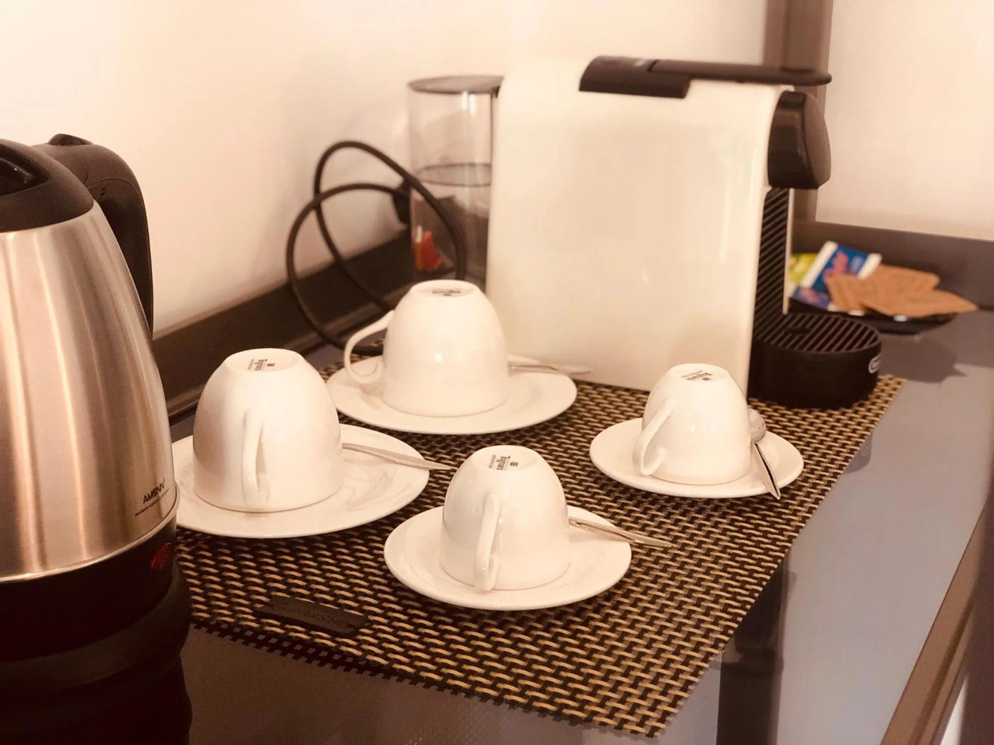 Coffee/tea facilities in HOTIDAY Olbia Wallure