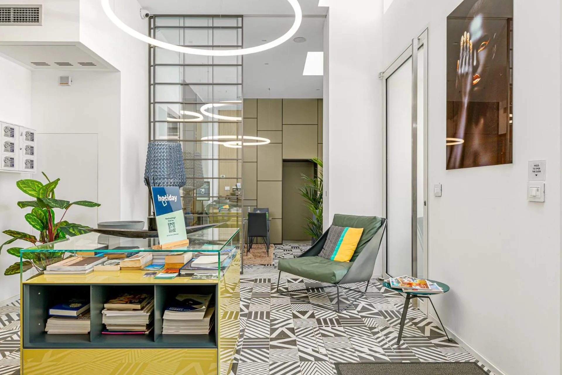 Lobby or reception in HOTIDAY Olbia Wallure