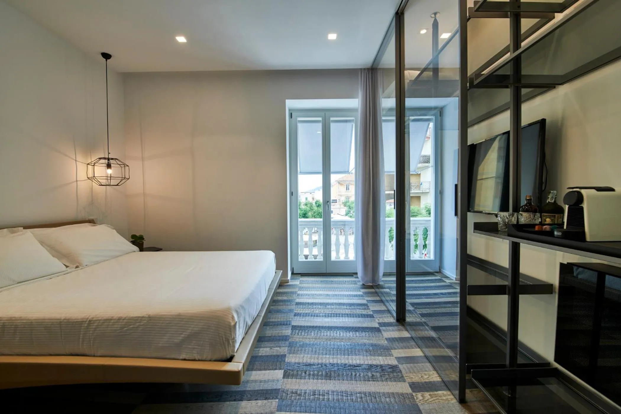 Photo of the whole room, Bed in HOTIDAY Olbia Wallure