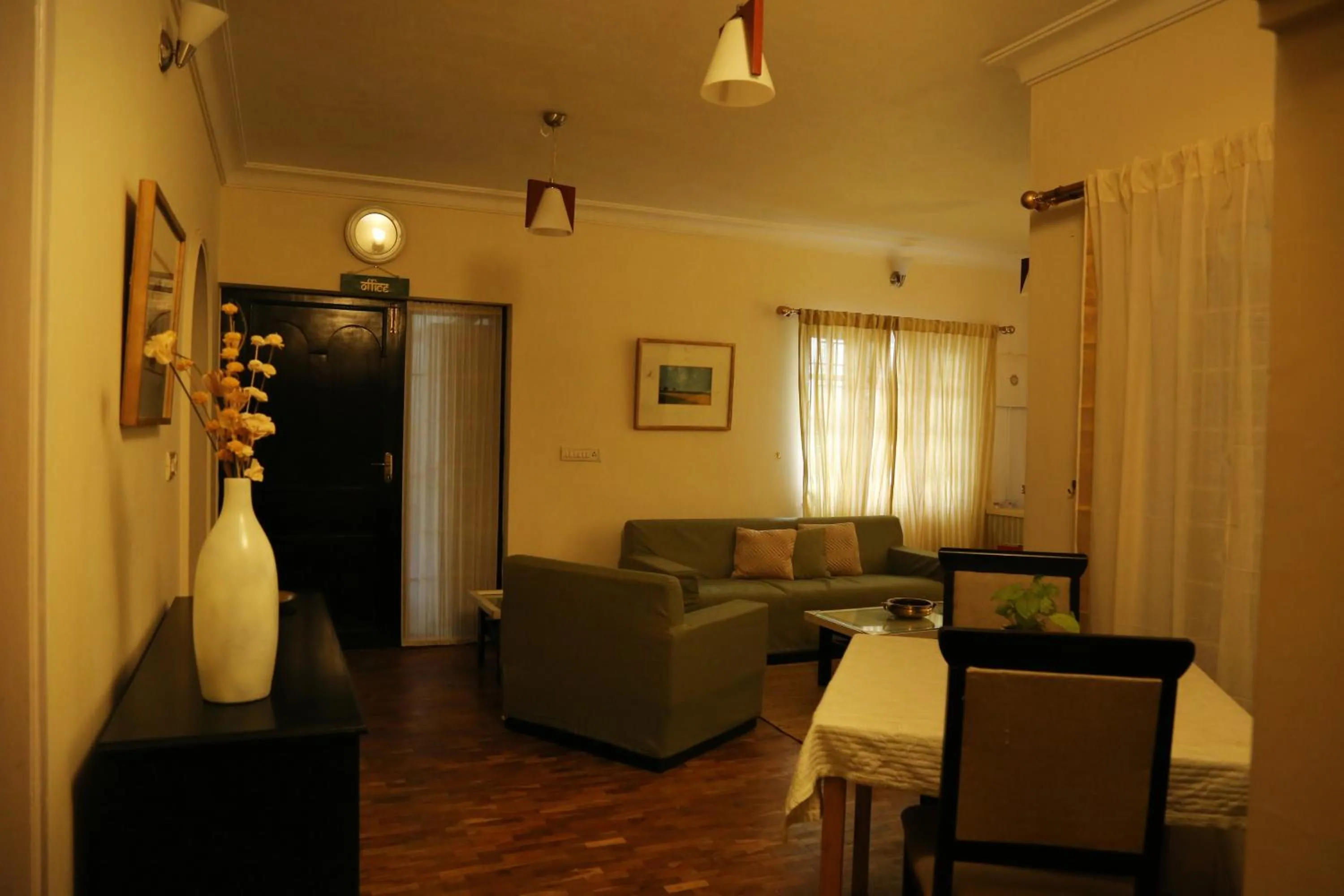 Kumar's Mountain View Cottage