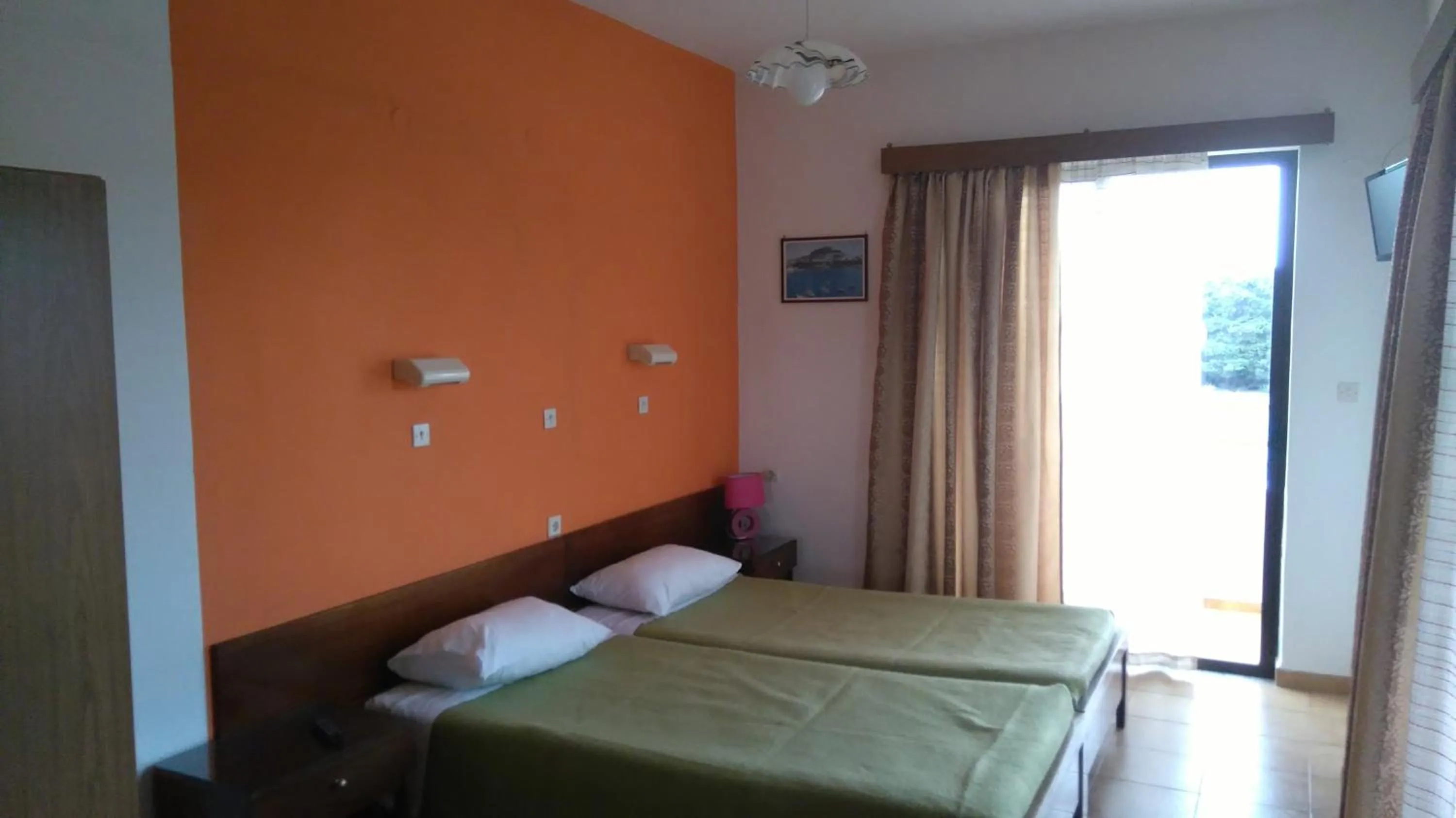 Photo of the whole room in Vera Studios