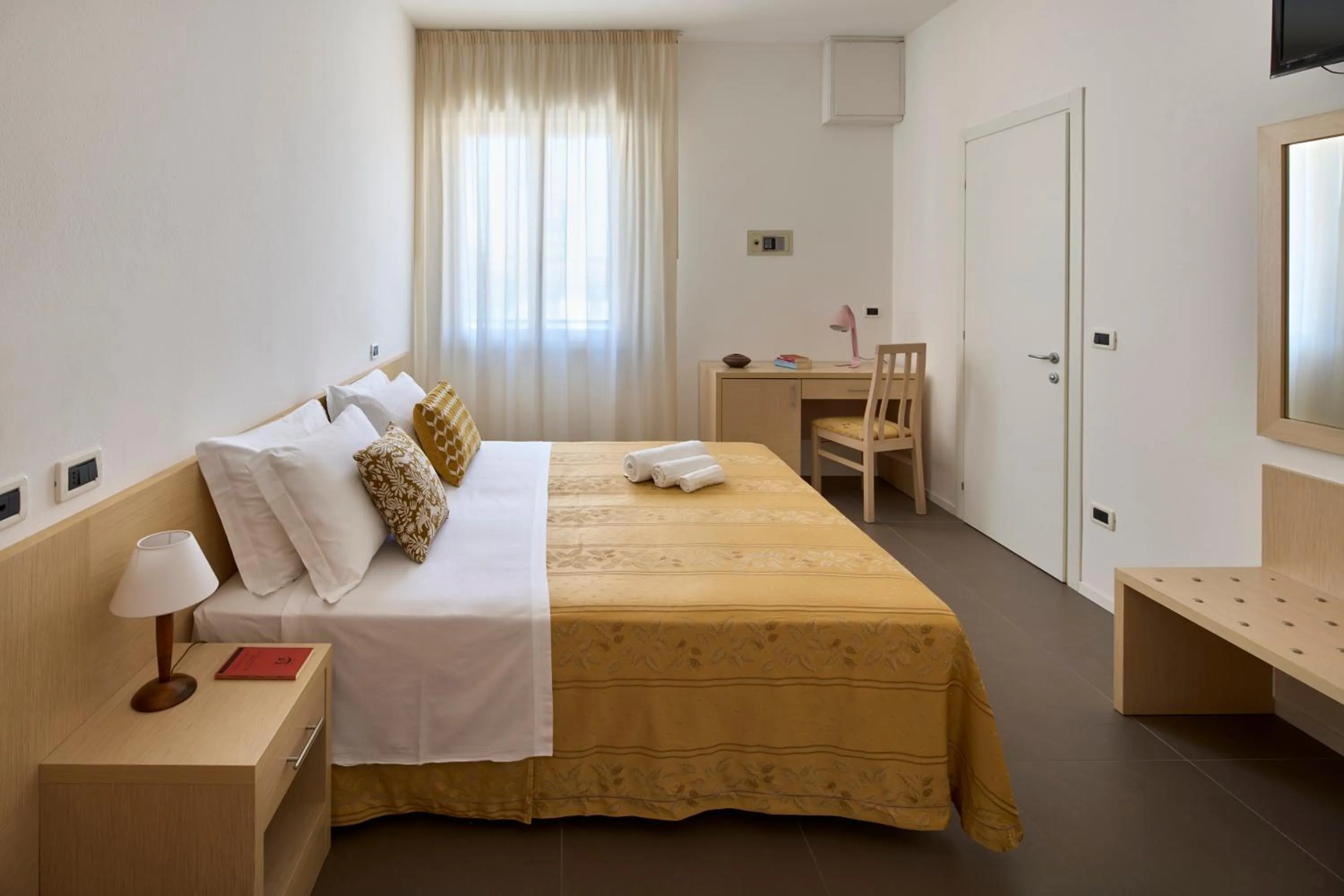 Bedroom, Bed in Hotel Dolores