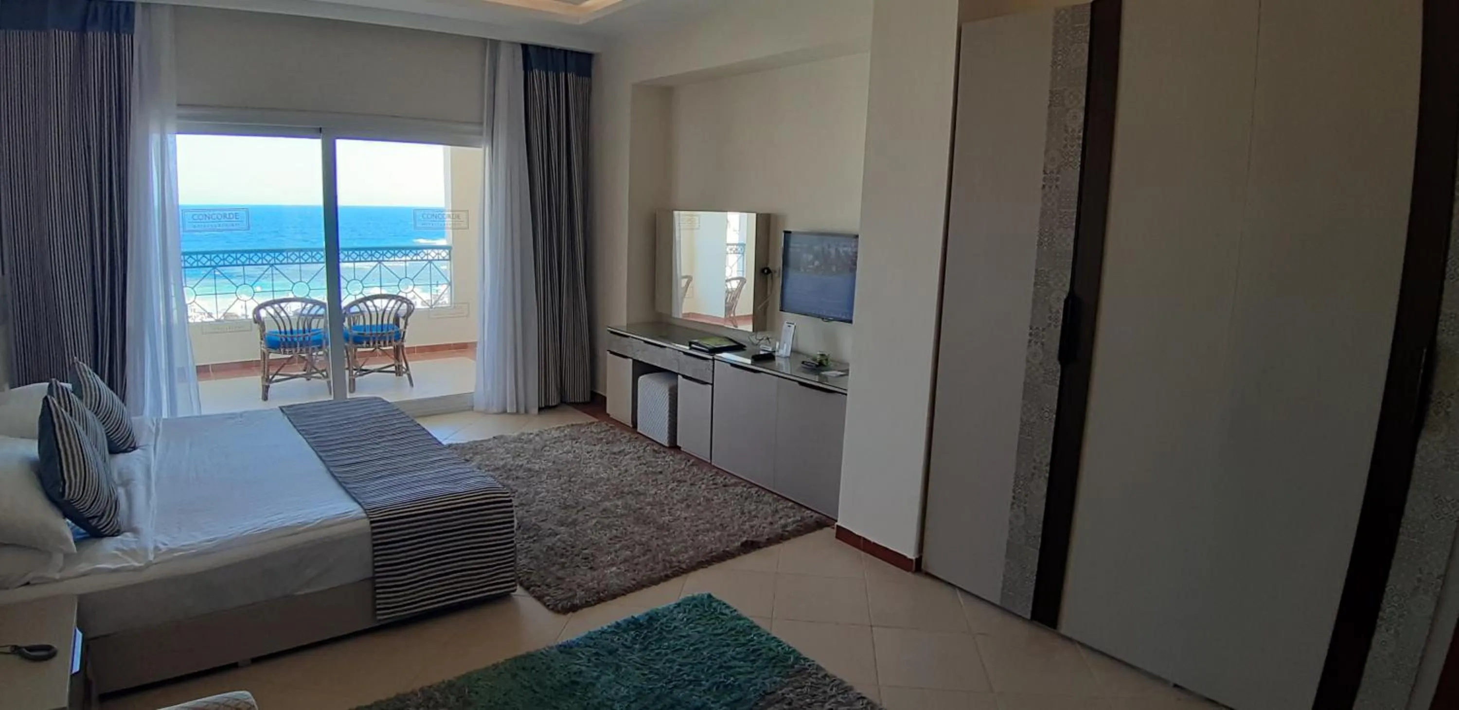 Bedroom, Bed in Concorde Moreen Beach Resort