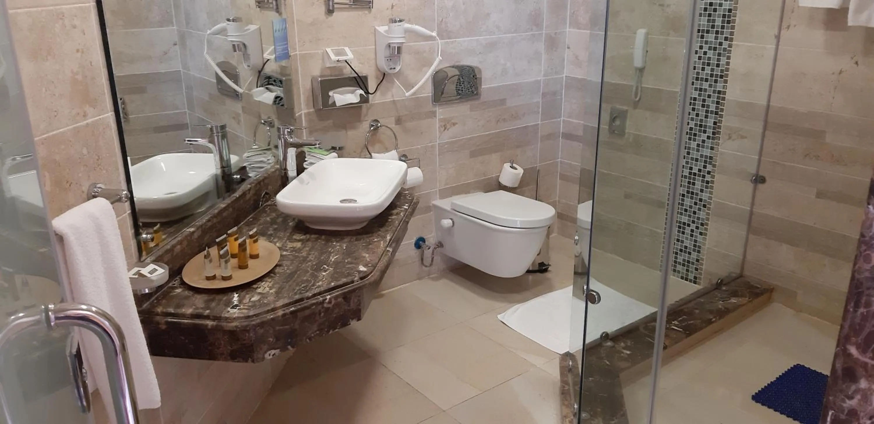 Photo of the whole room in Concorde Moreen Beach Resort