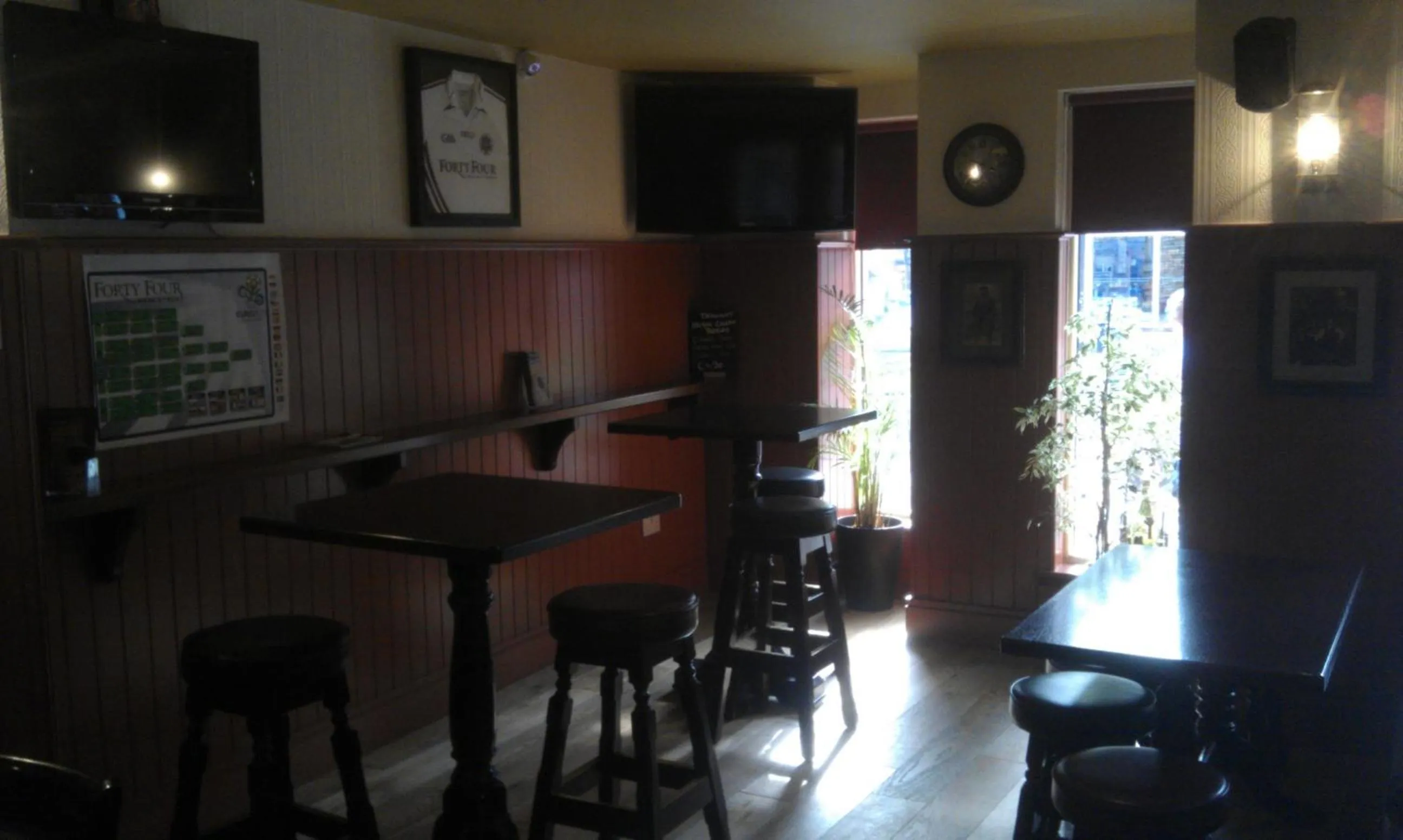 Lounge or bar in Forty Four Main Street