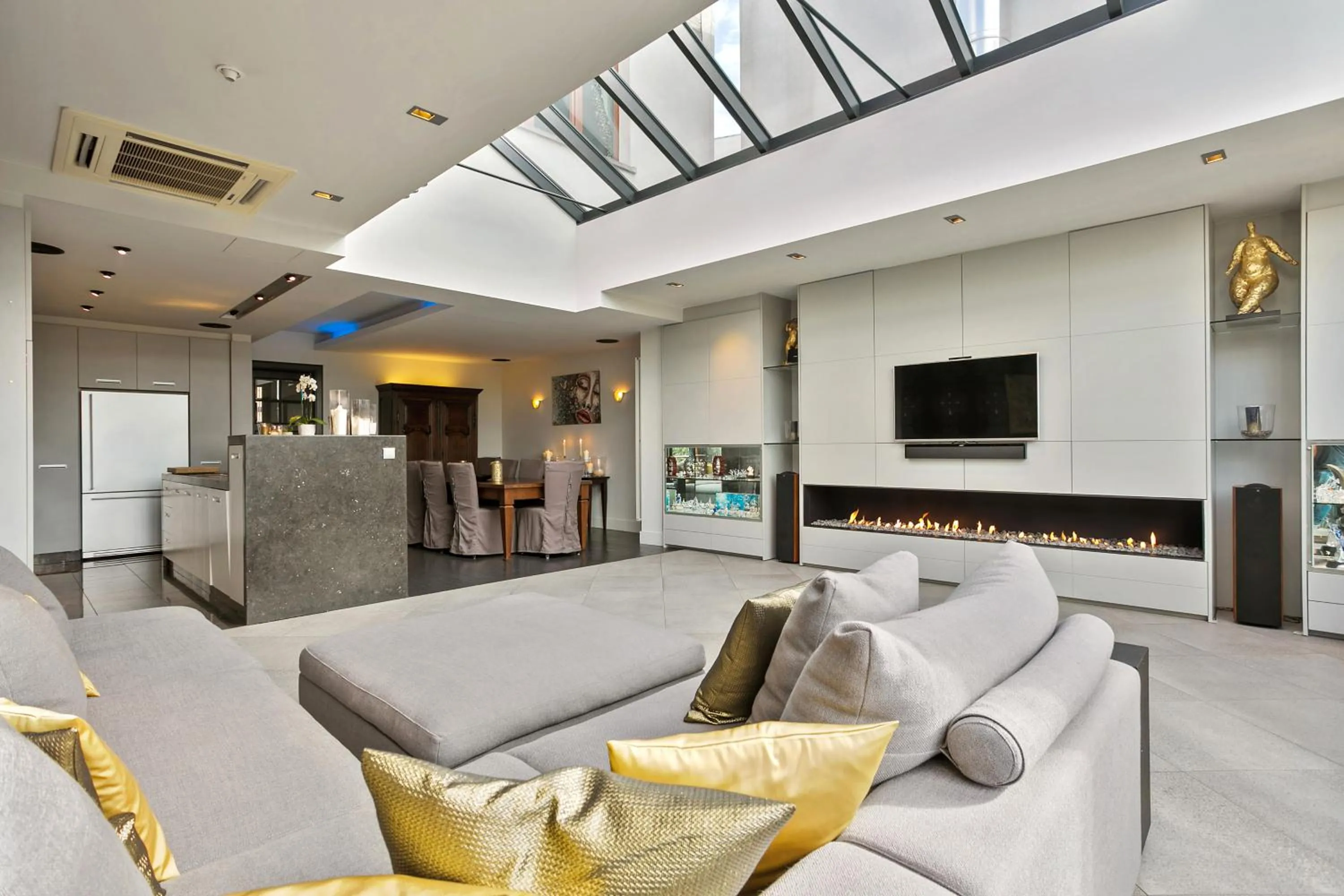 Property building in Puur B&B