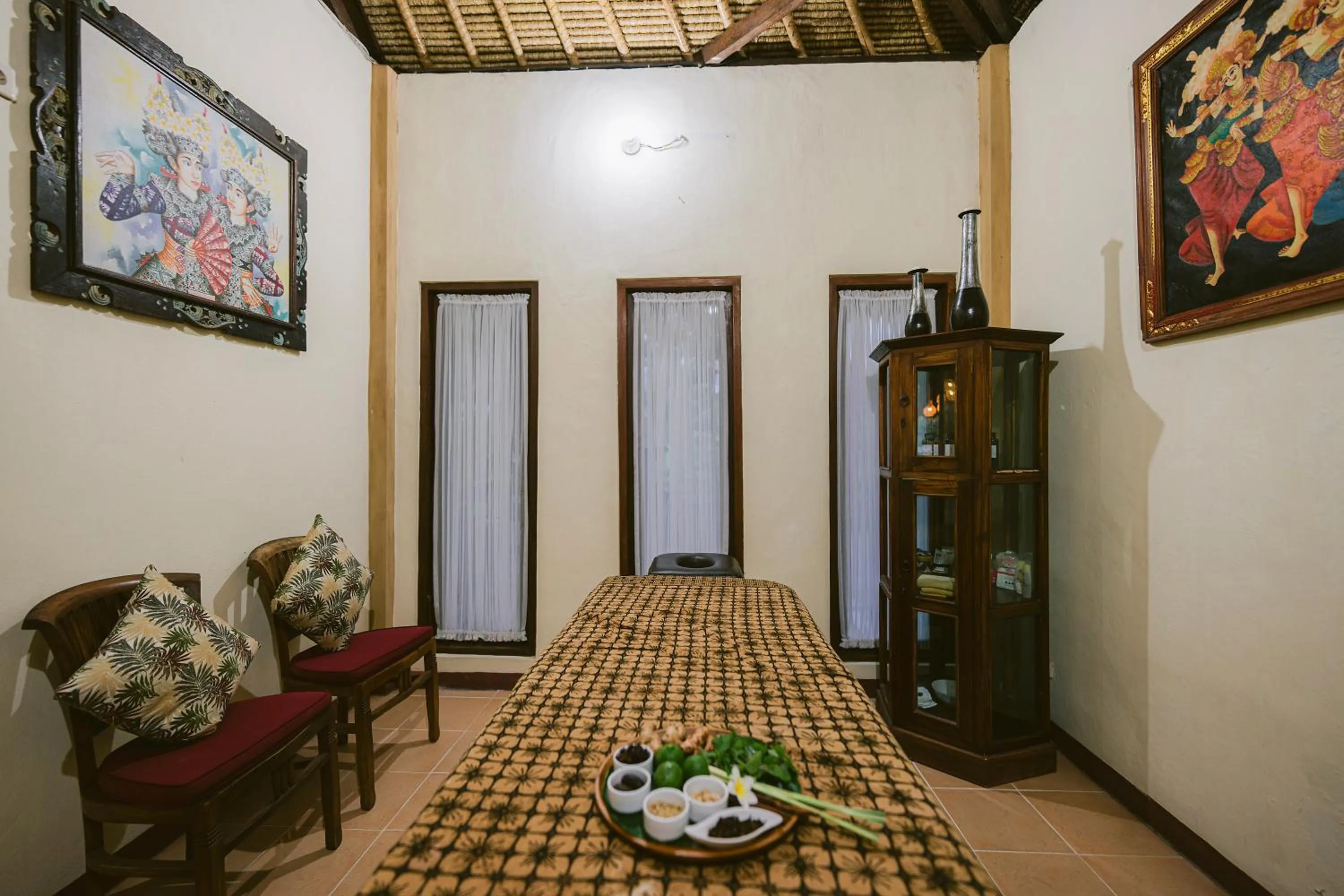 Spa and wellness centre/facilities in Medewi Bay Retreat