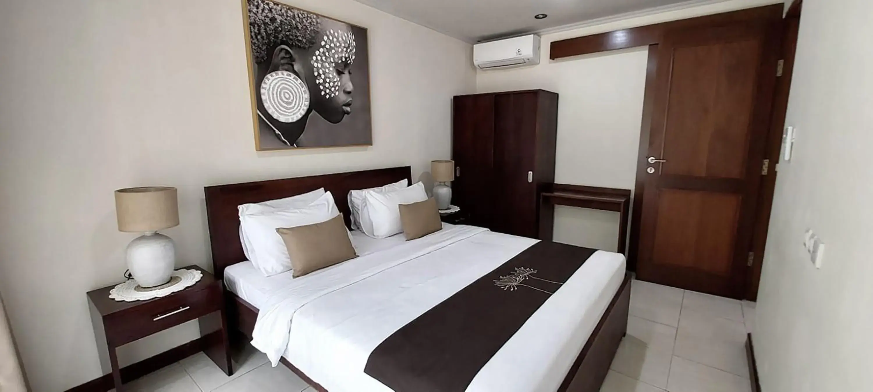 Property building, Bed in Sekuta Condo Suites Property building, Bed in Sekuta Condo Suites