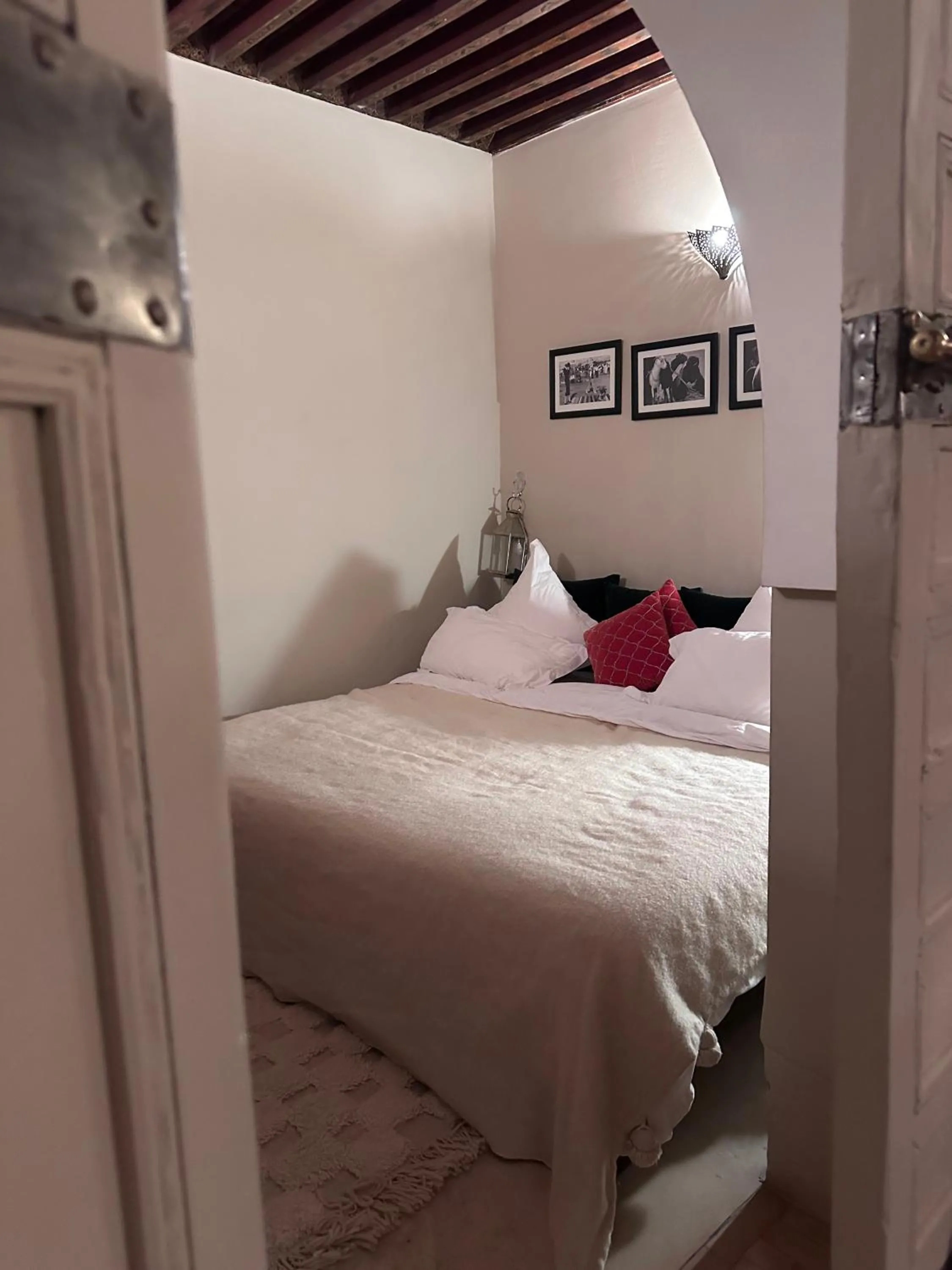 Bed in Berber Duchess Riad