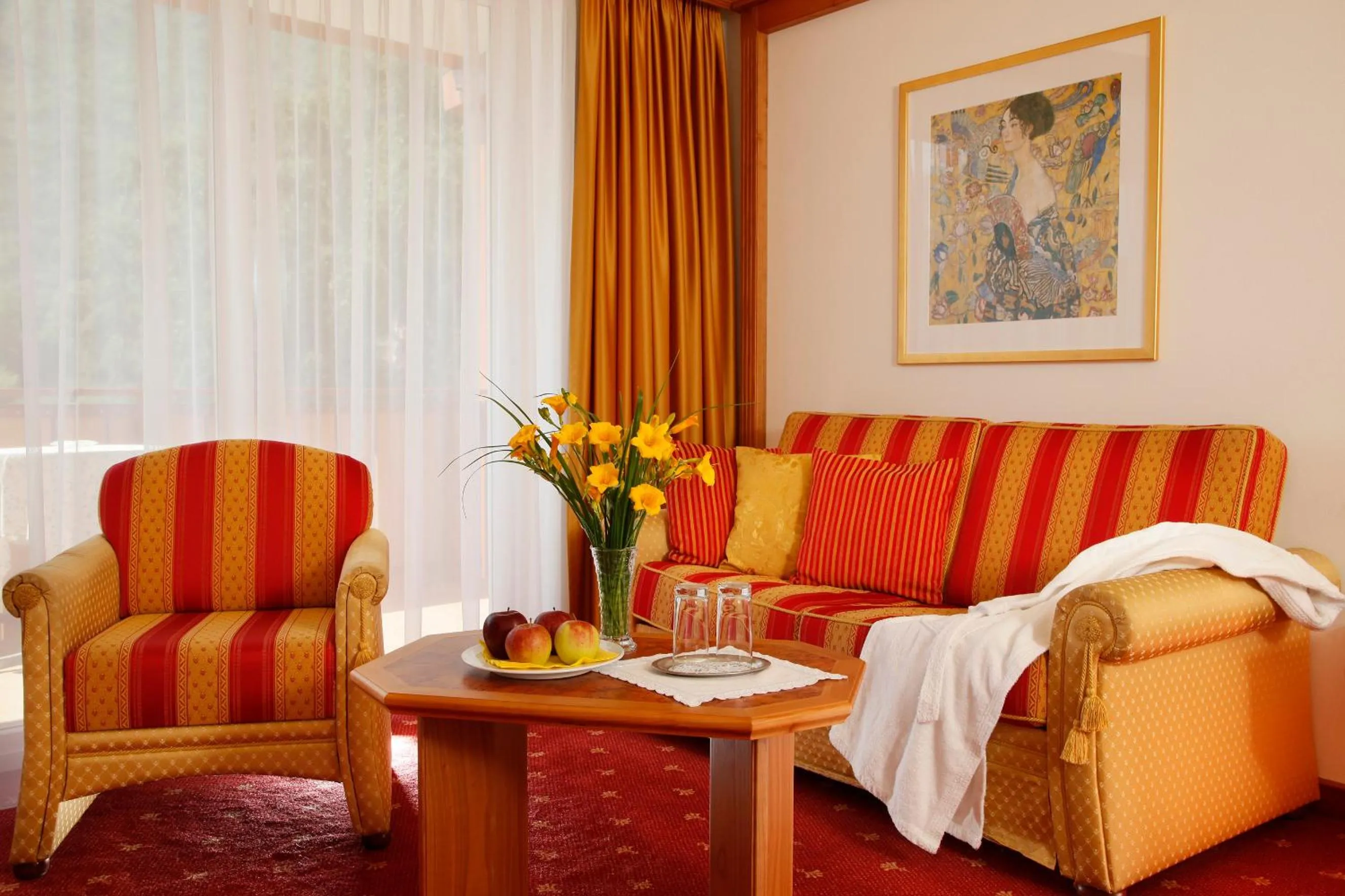 Seating area in Hotel Nocturnes