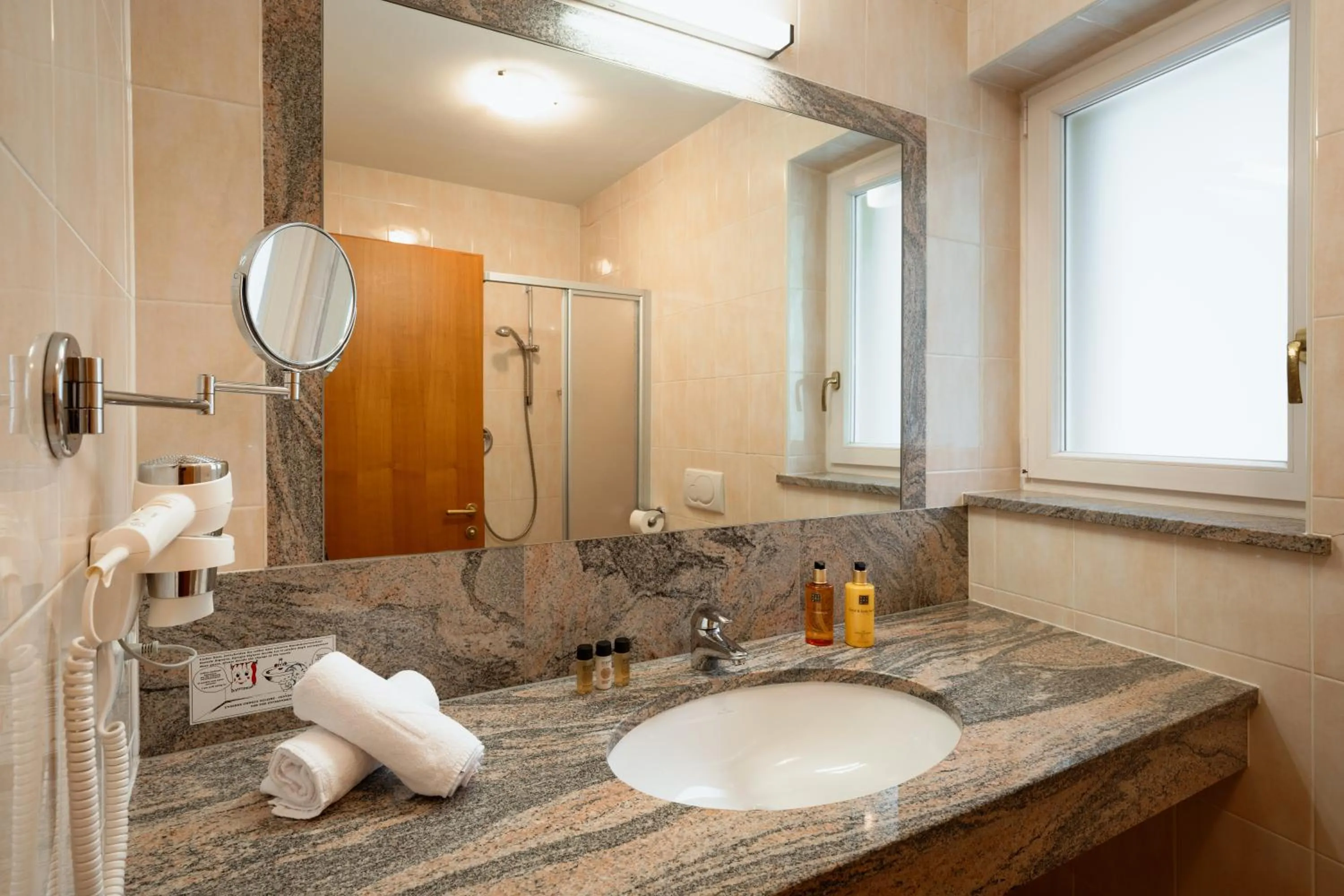 Bathroom in Hotel Nocturnes