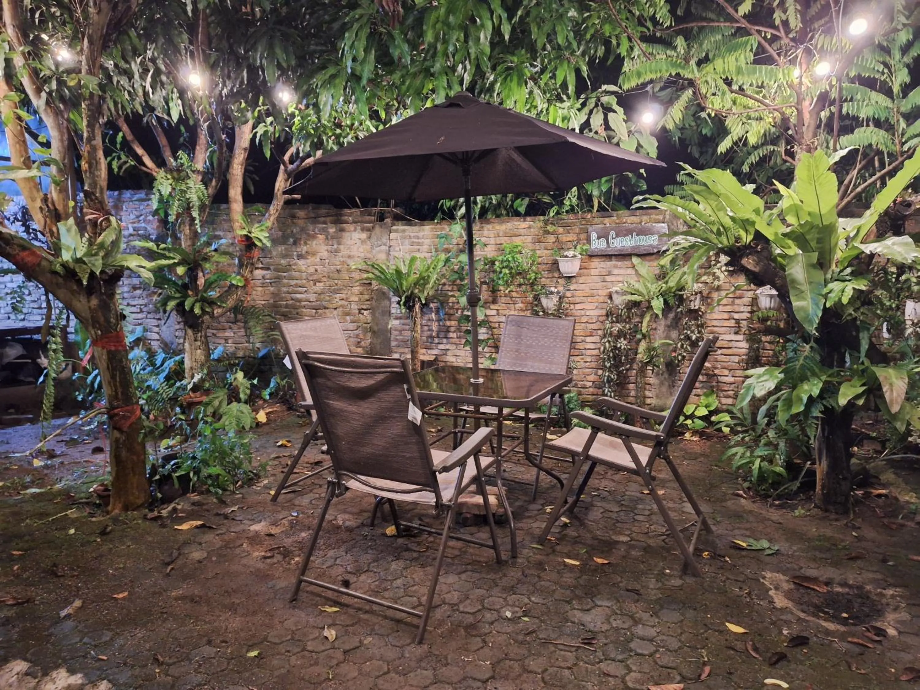 Patio in Bua Guest House