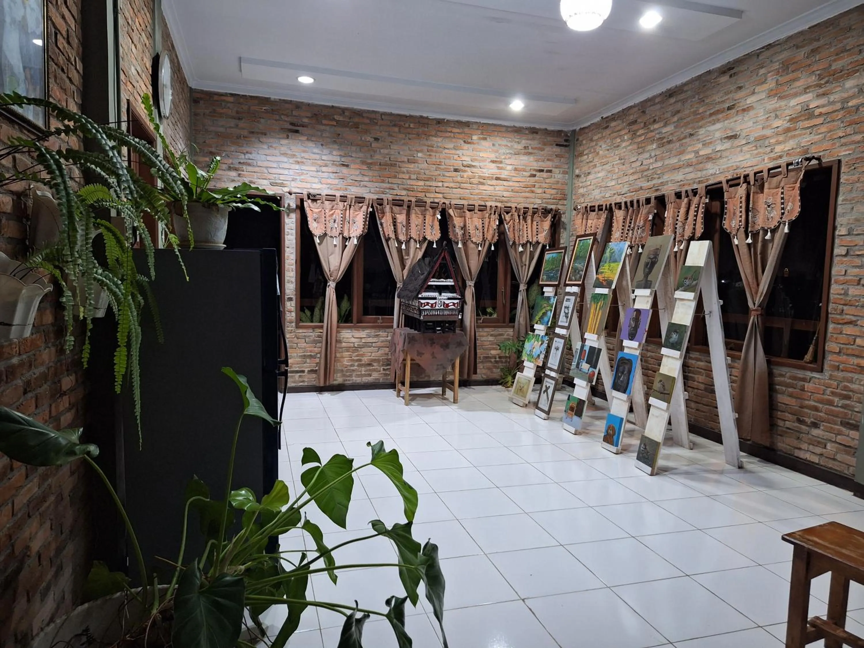 Property building in Bua Guest House