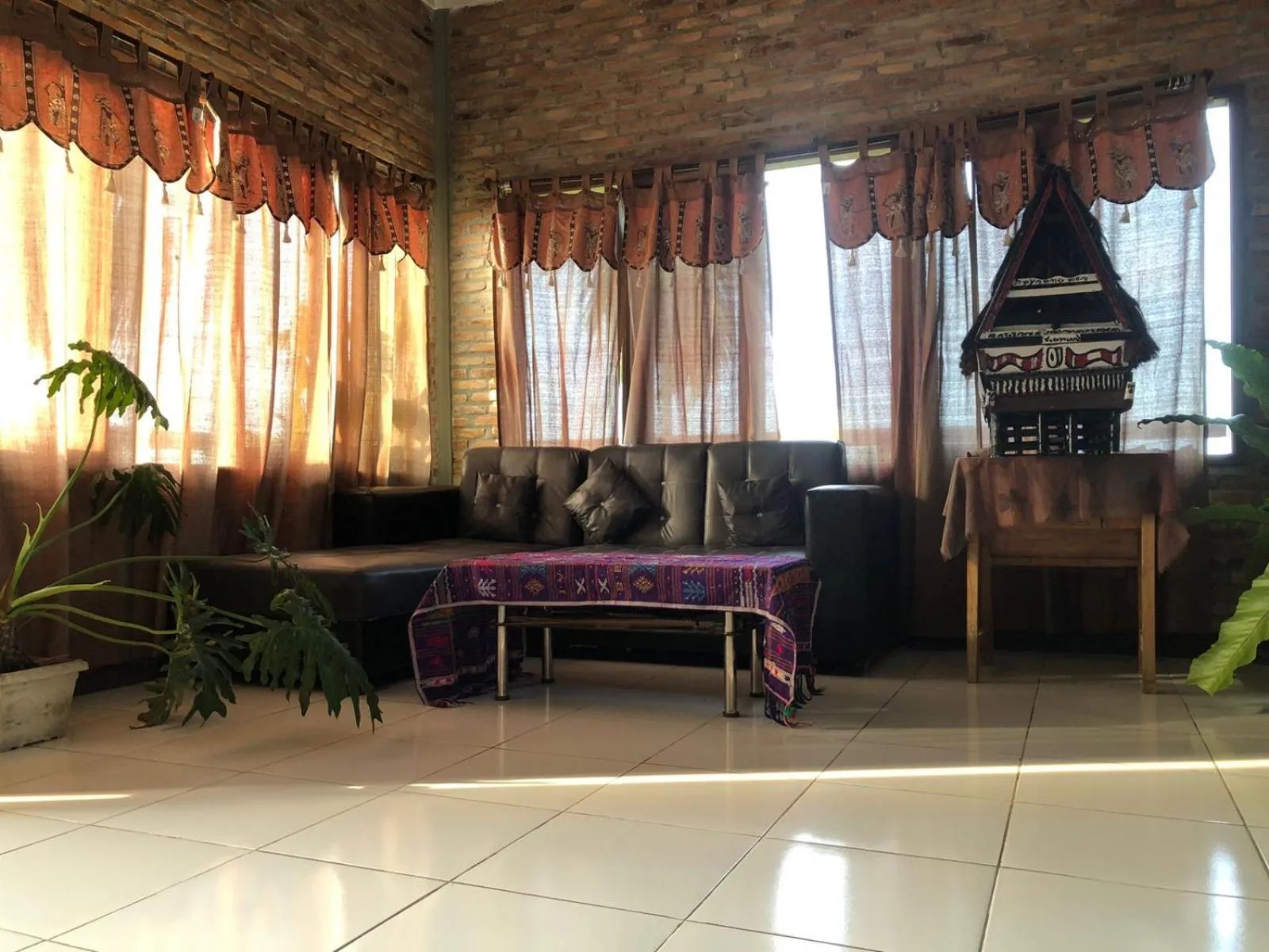 Property building in Bua Guest House