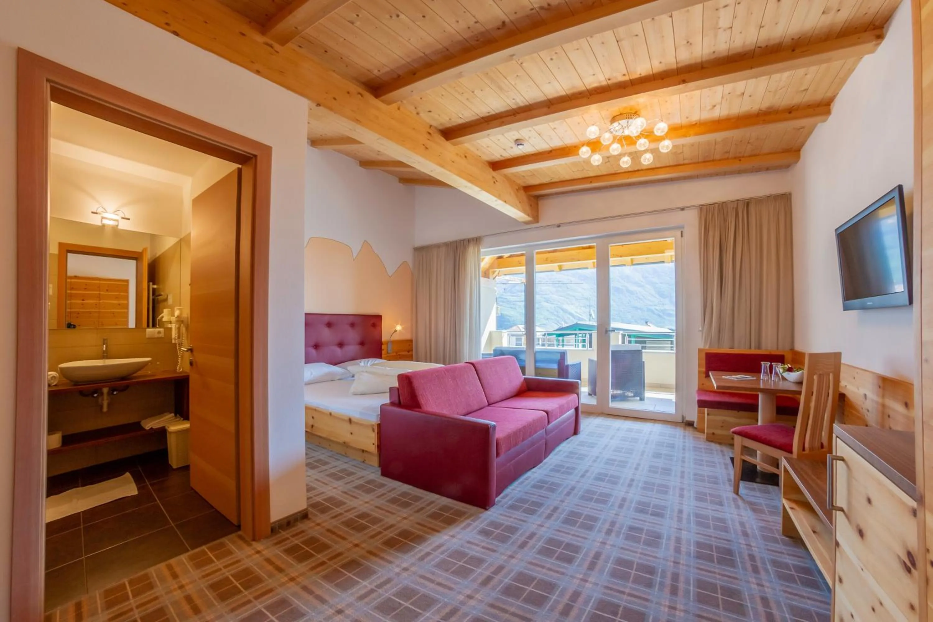 Photo of the whole room, Bed in Hotel Mehrhauser