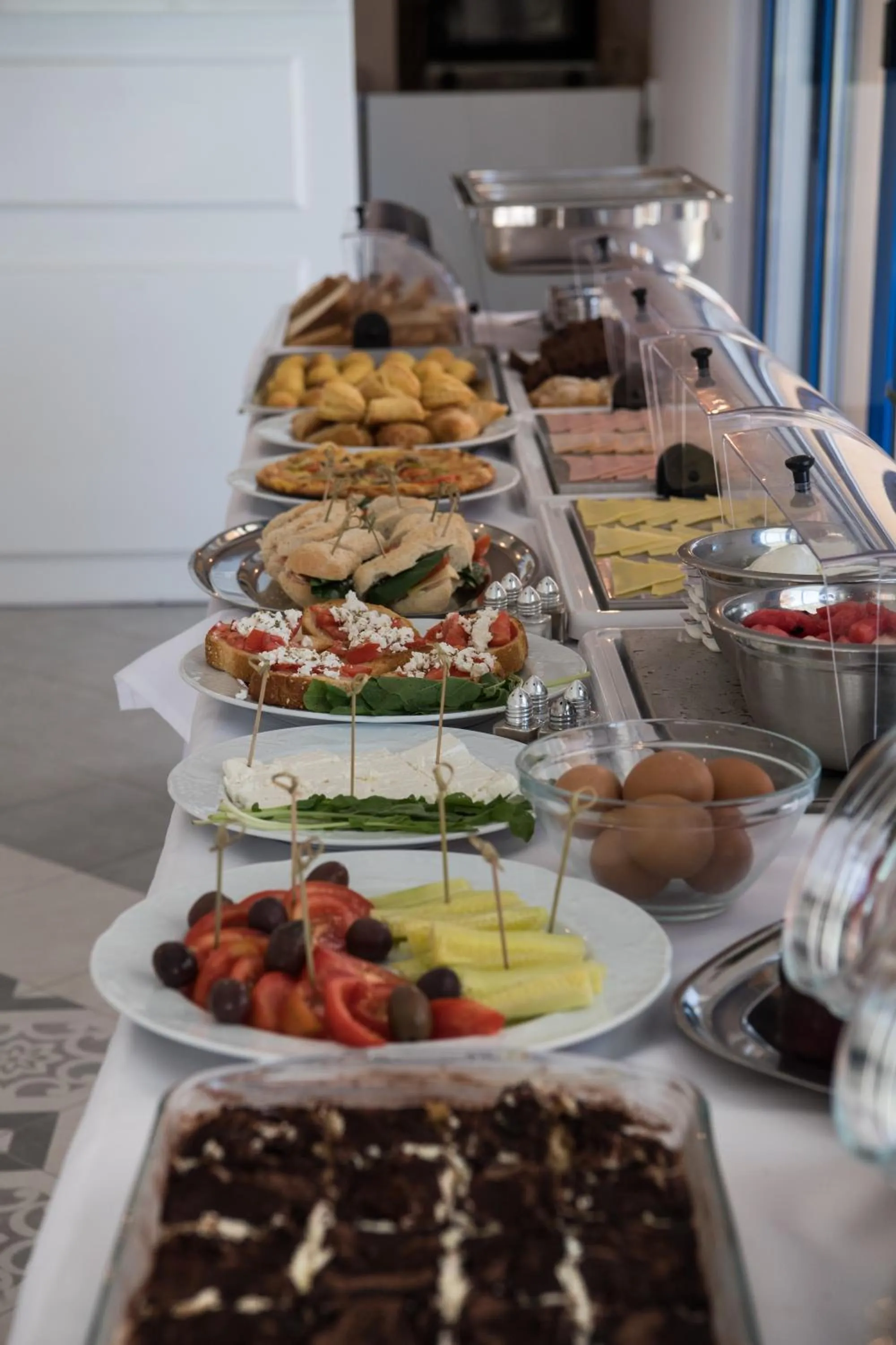 Buffet breakfast in Akroyiali Resort