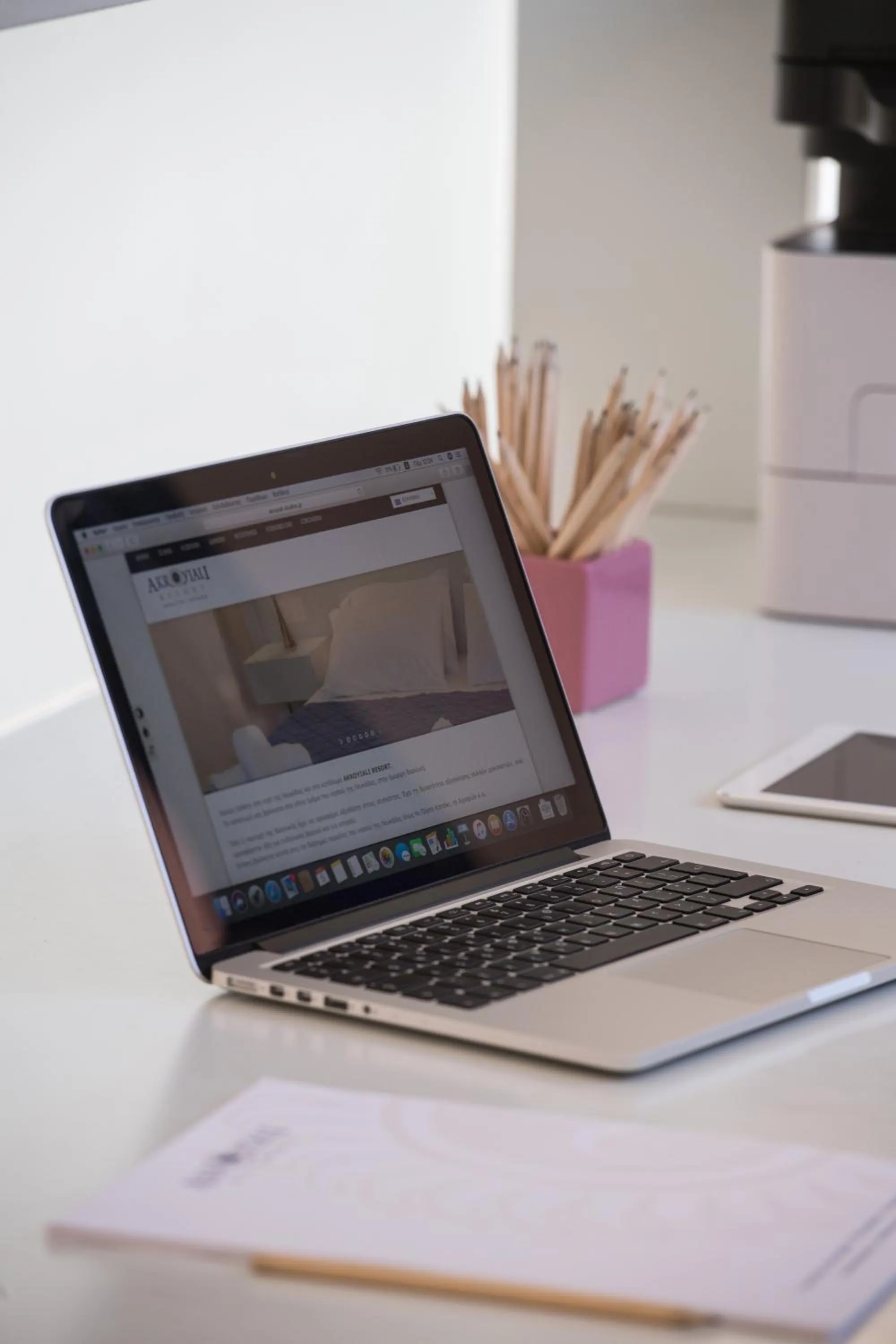 Decorative detail in Akroyiali Resort