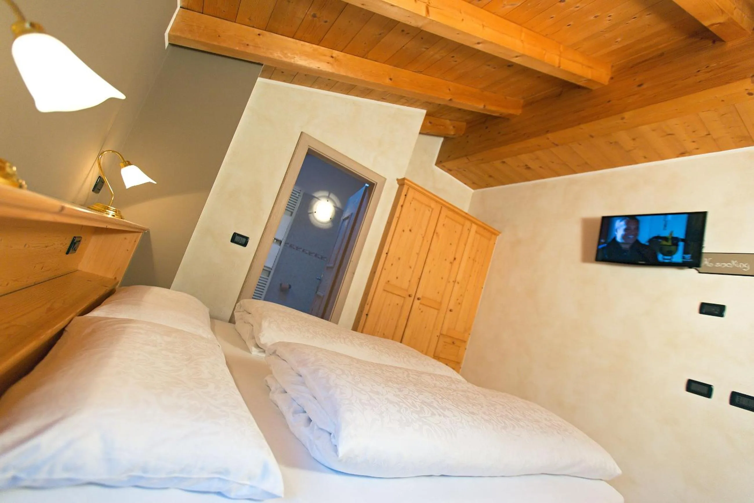 Photo of the whole room, Bed in Al Chestelet