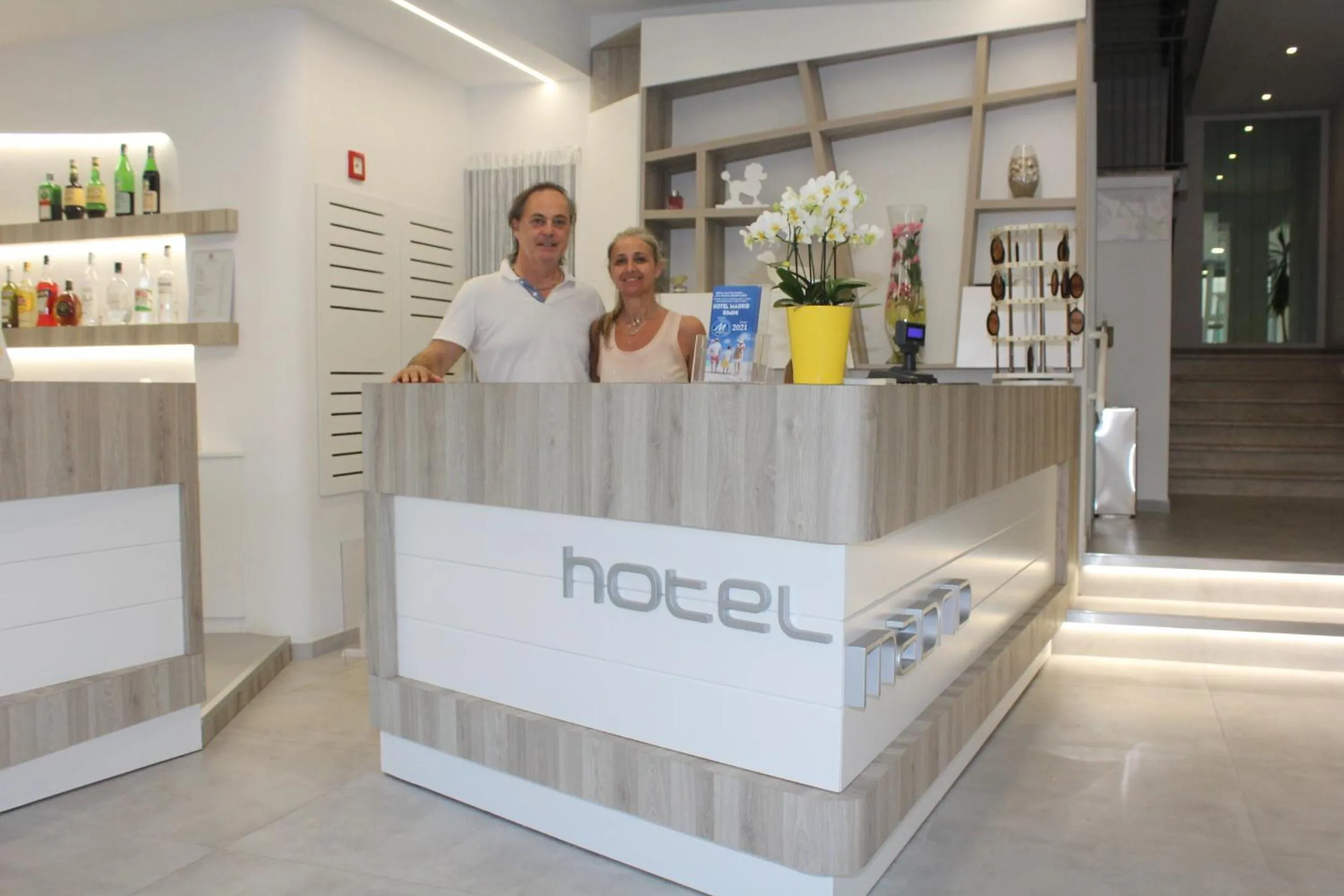 Staff in Hotel Madrid