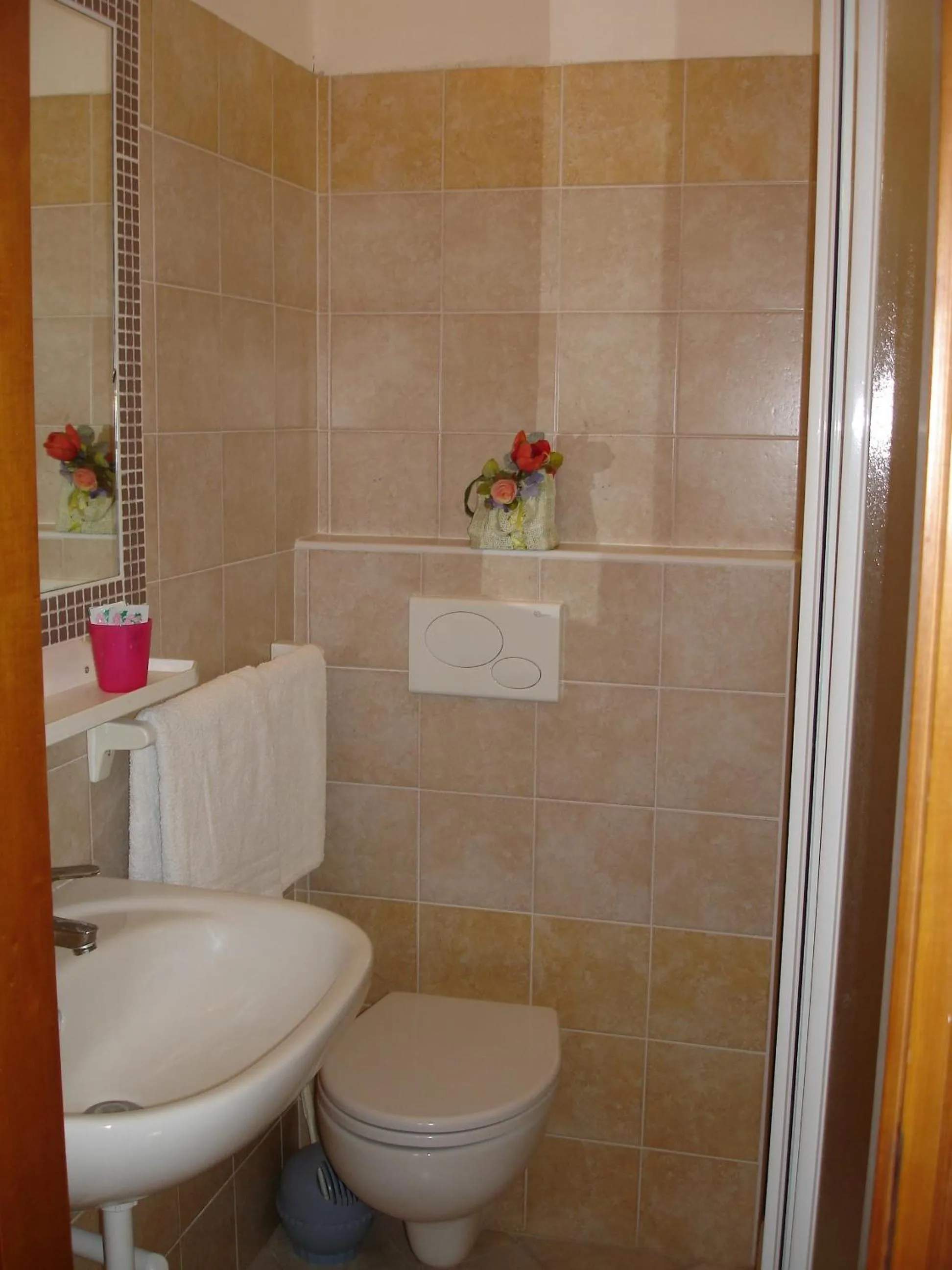 Bathroom in Hotel Madrid