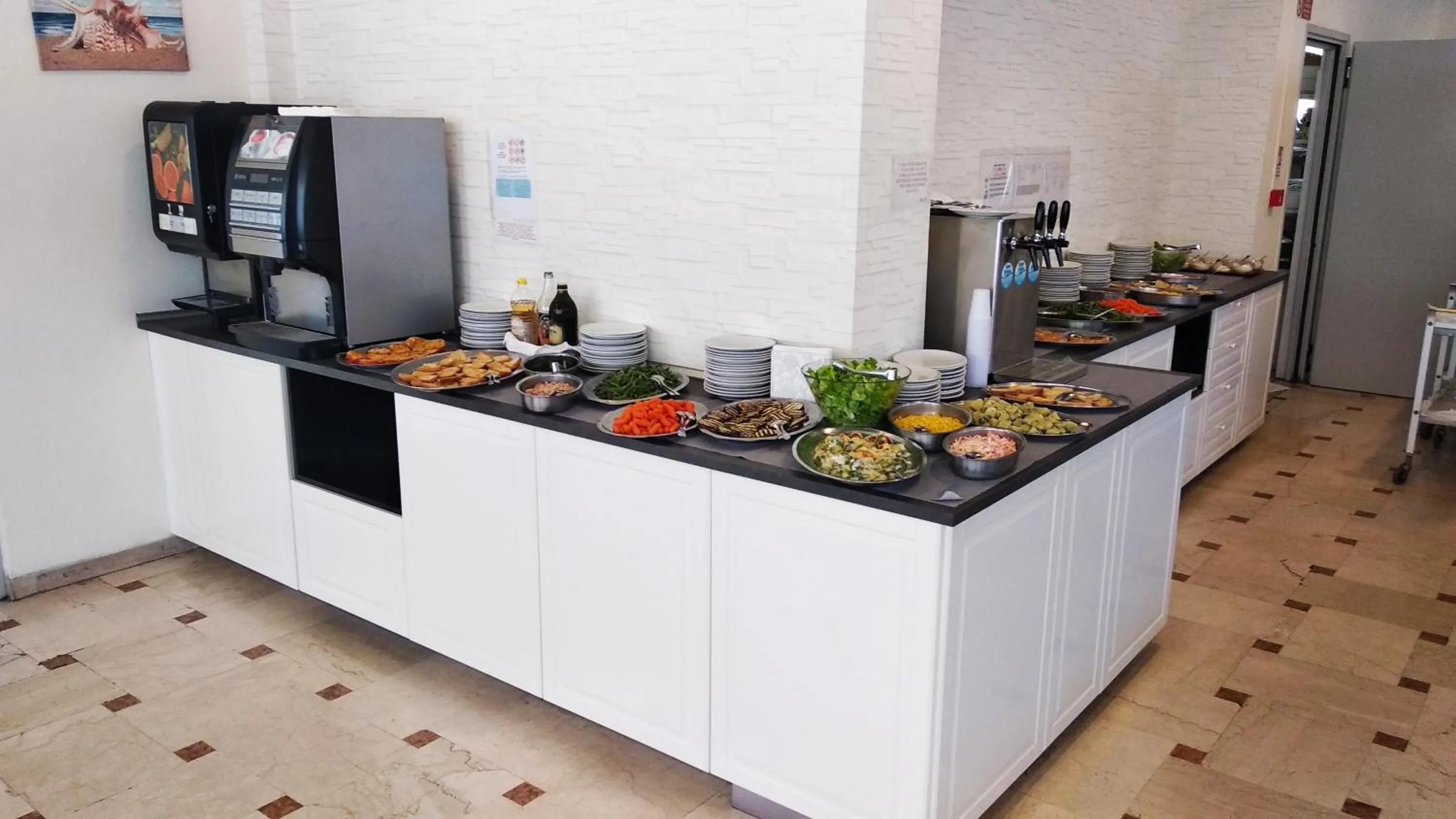 Food and drinks in Hotel Madrid