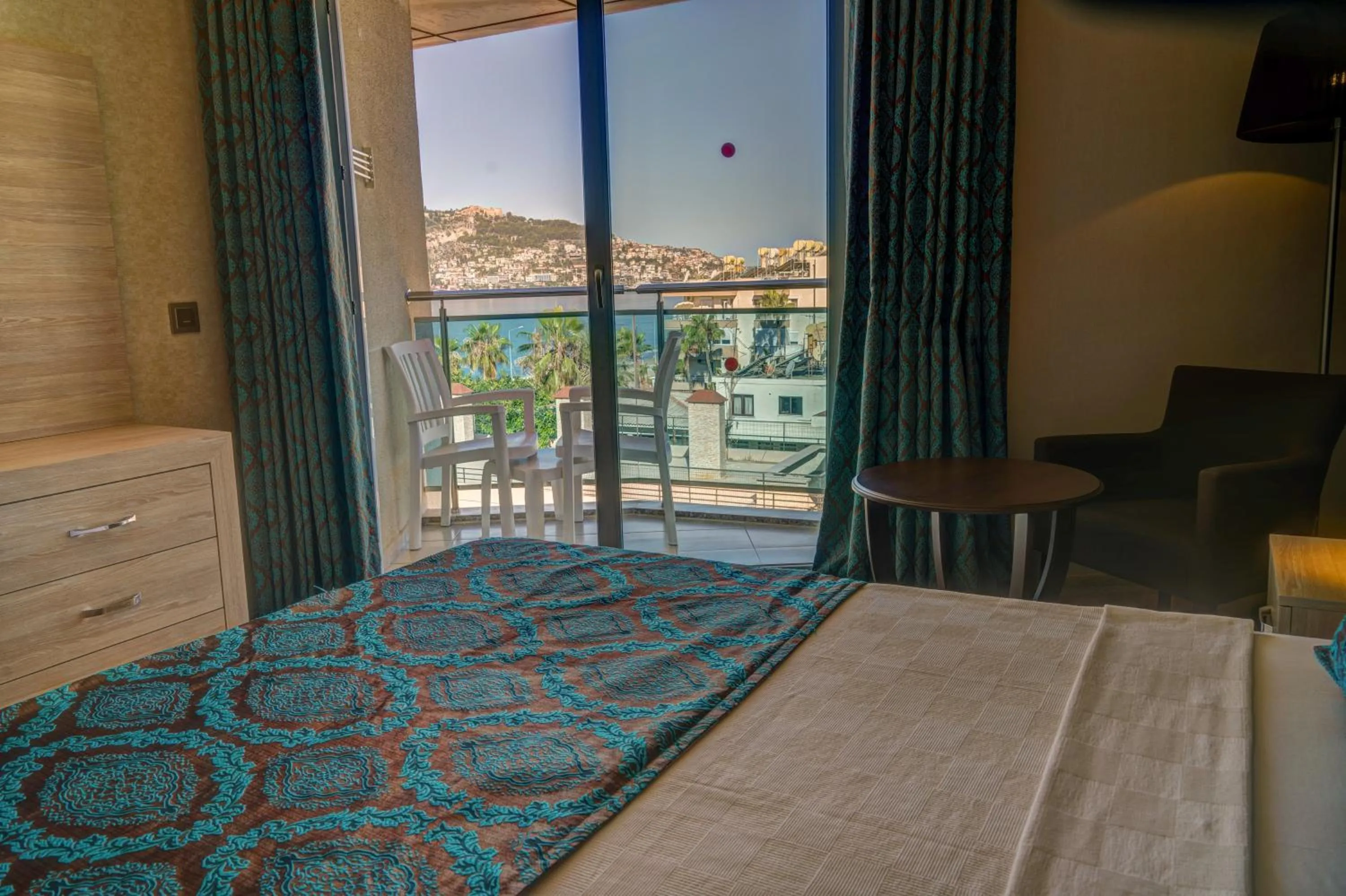 Bed in Parador Beach Hotel All Inclusive