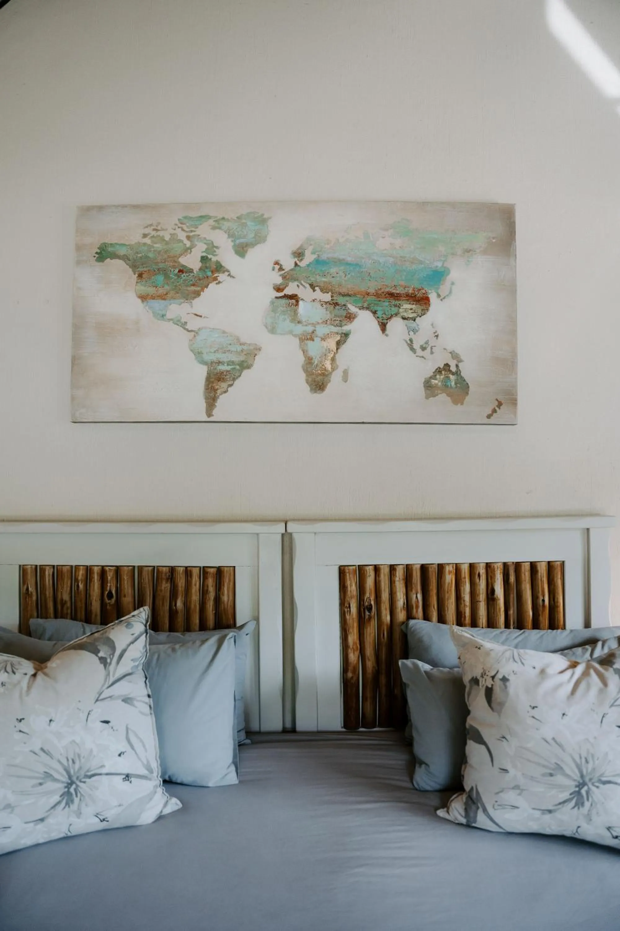 Bed in Thunzi Bush Lodge