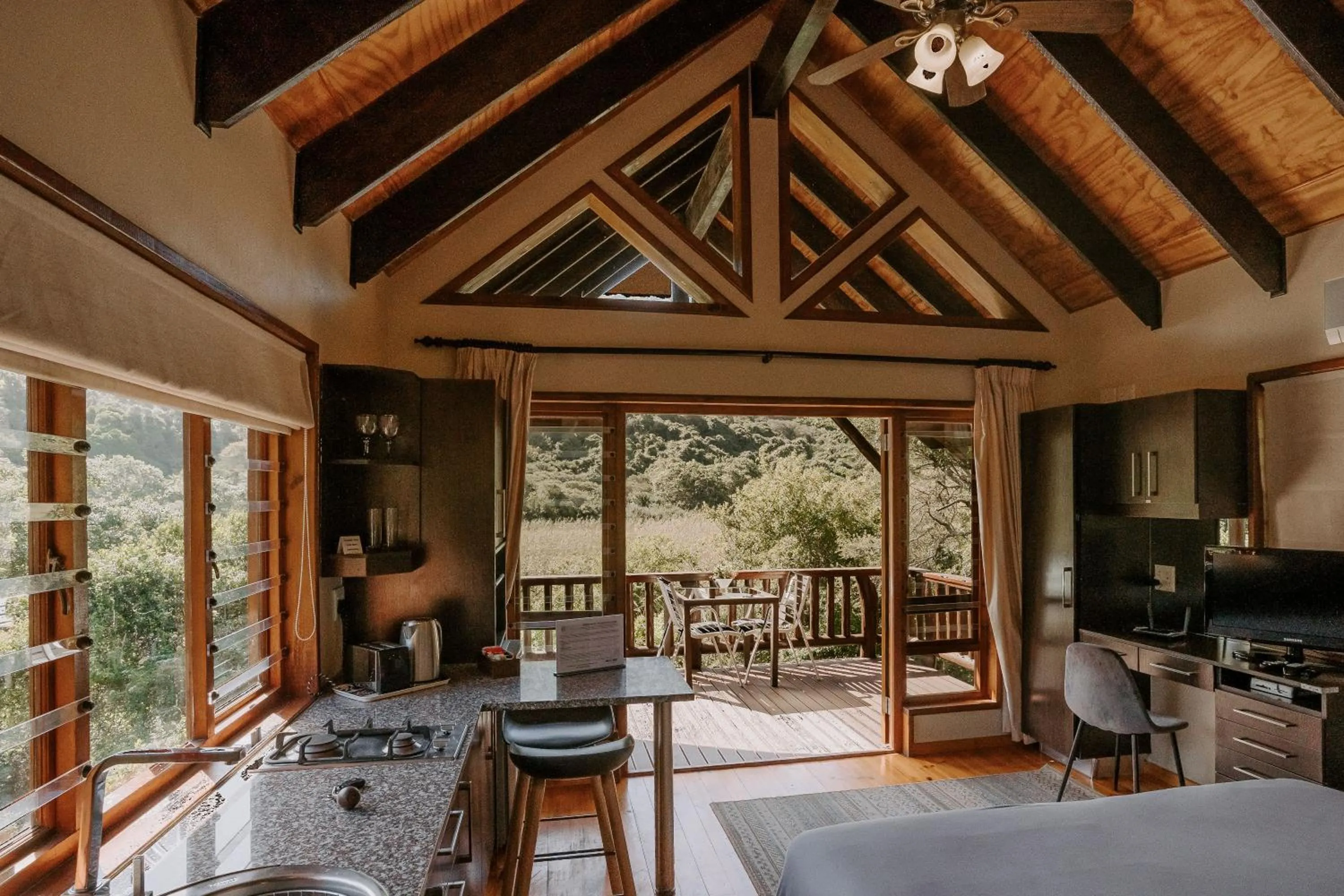 Balcony/Terrace in Thunzi Bush Lodge