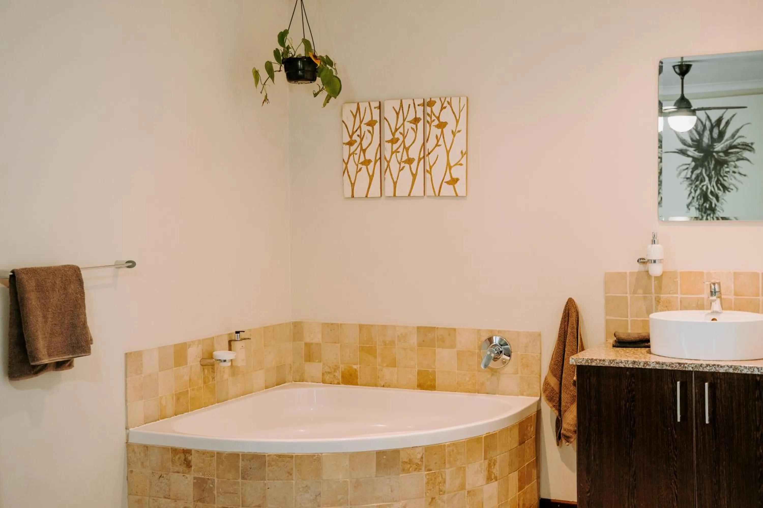 Bath in Thunzi Bush Lodge