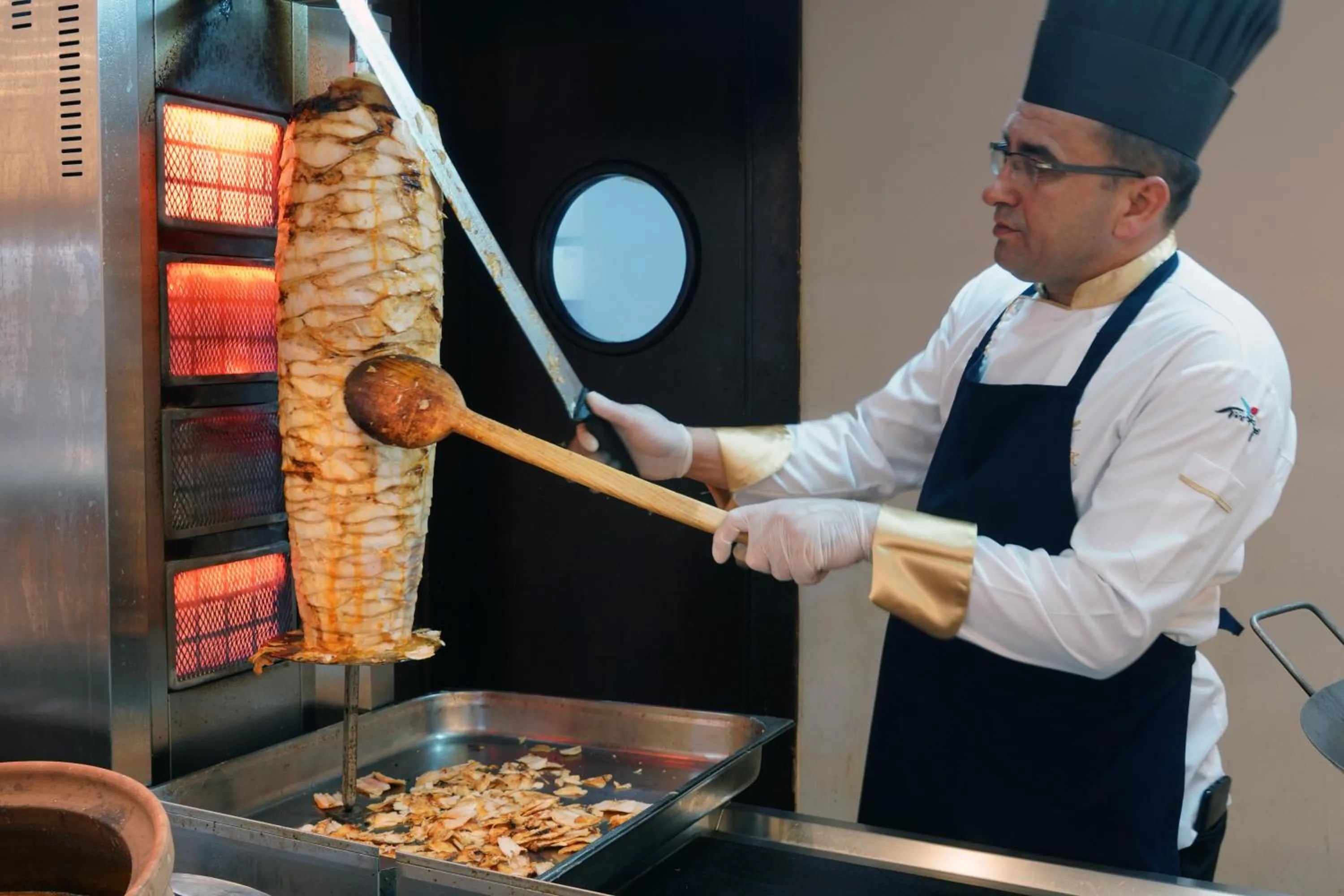 Restaurant/places to eat in Blue Fish Hotel All Inclusive