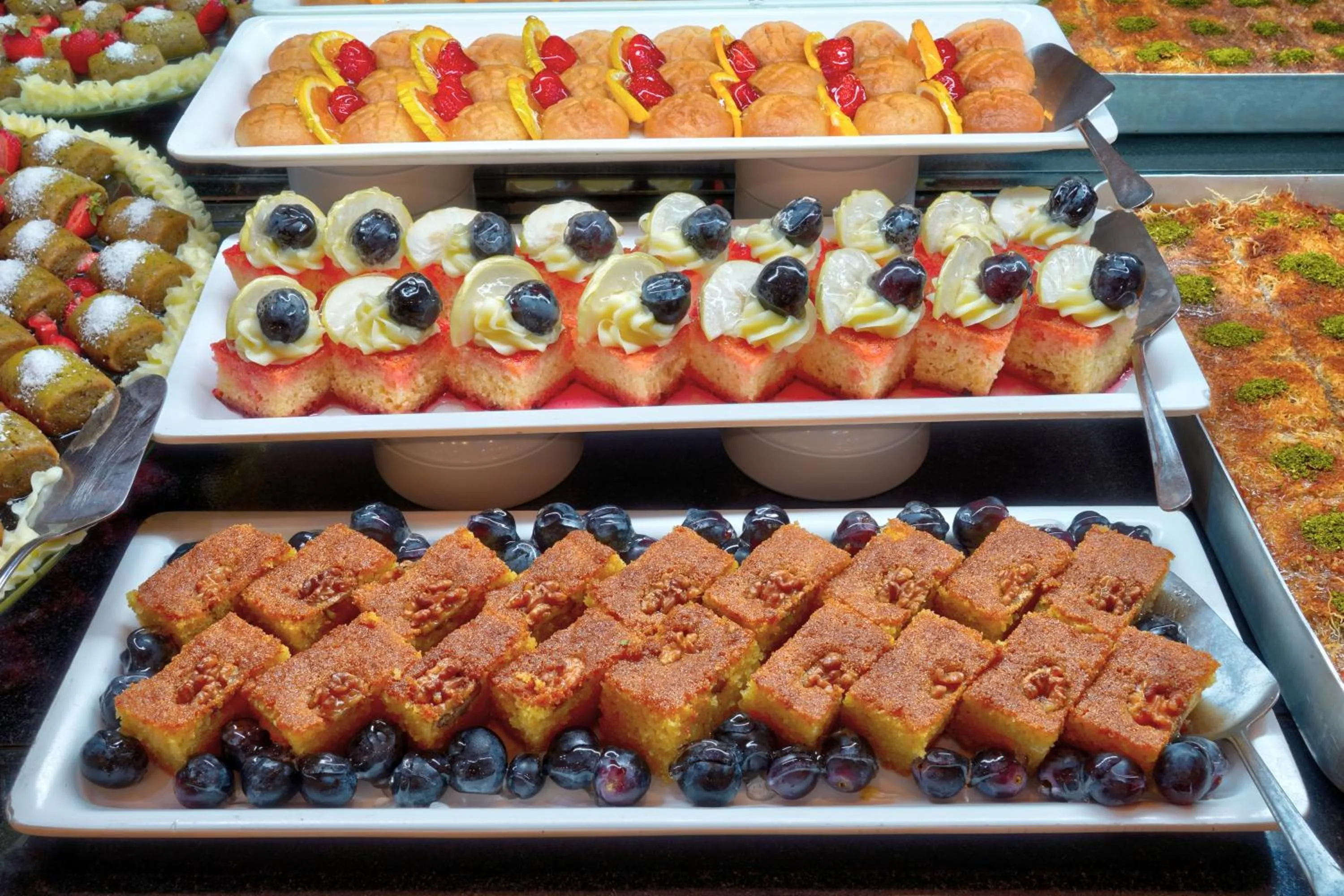 Food and drinks in Blue Fish Hotel All Inclusive