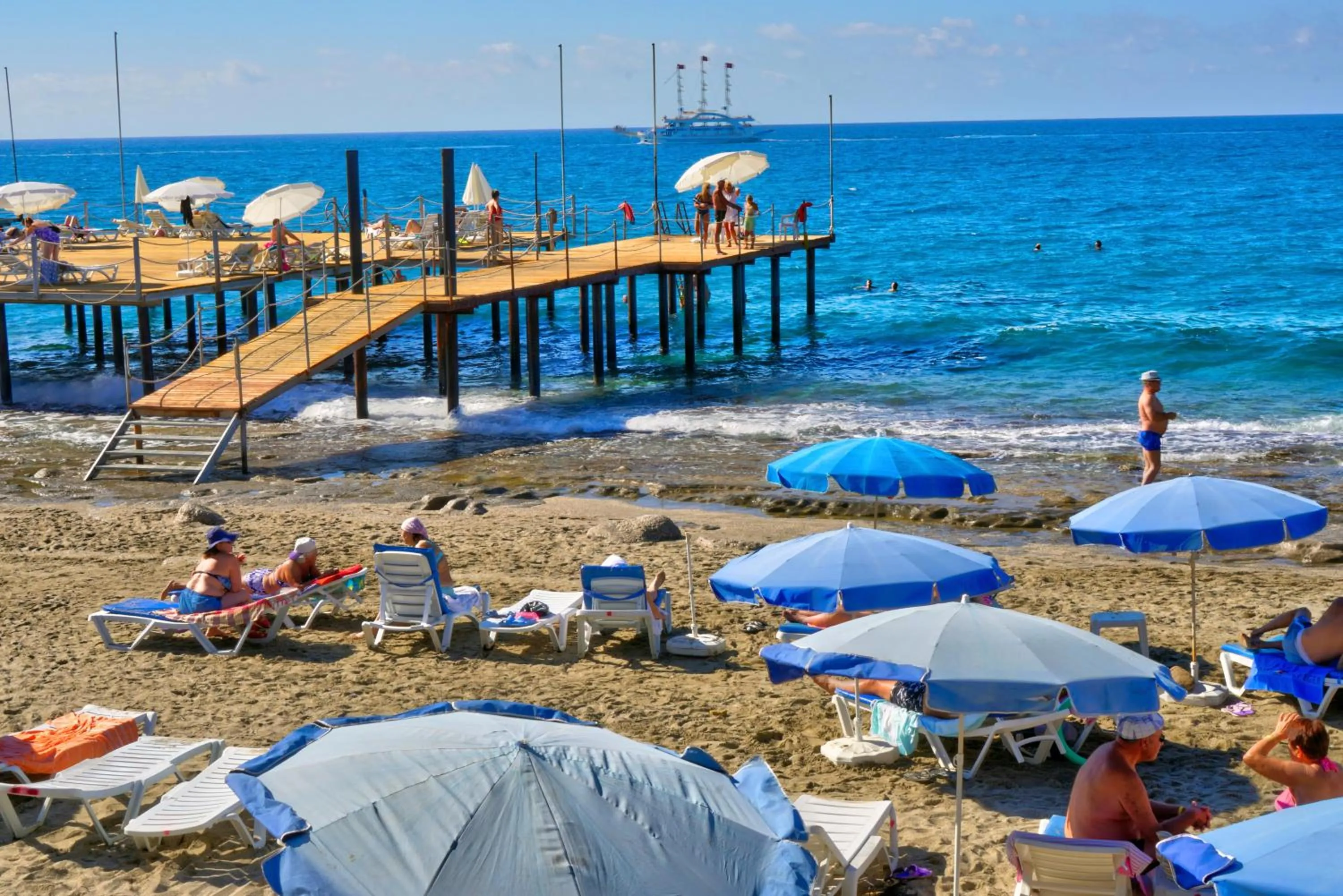 Beach in Blue Fish Hotel All Inclusive