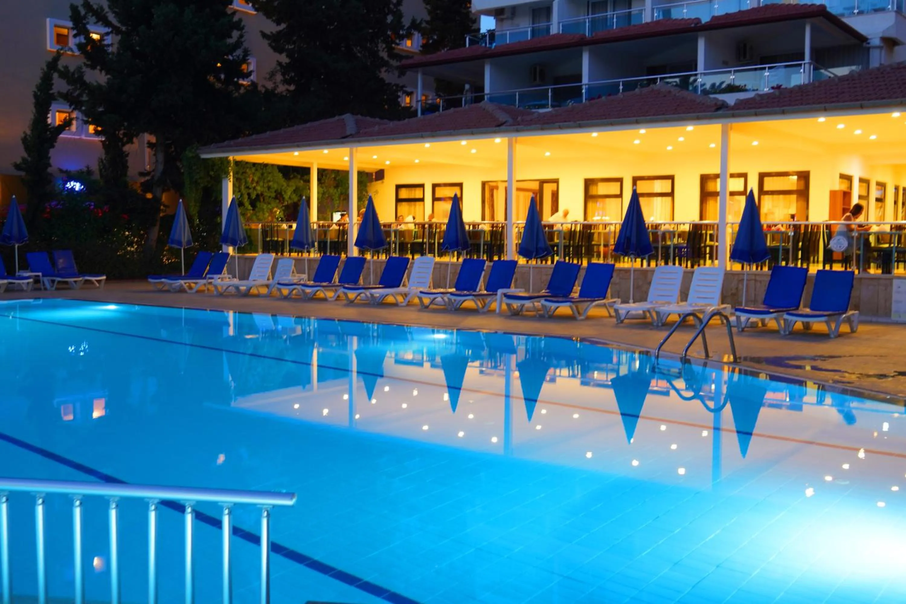 Swimming pool in Blue Fish Hotel All Inclusive