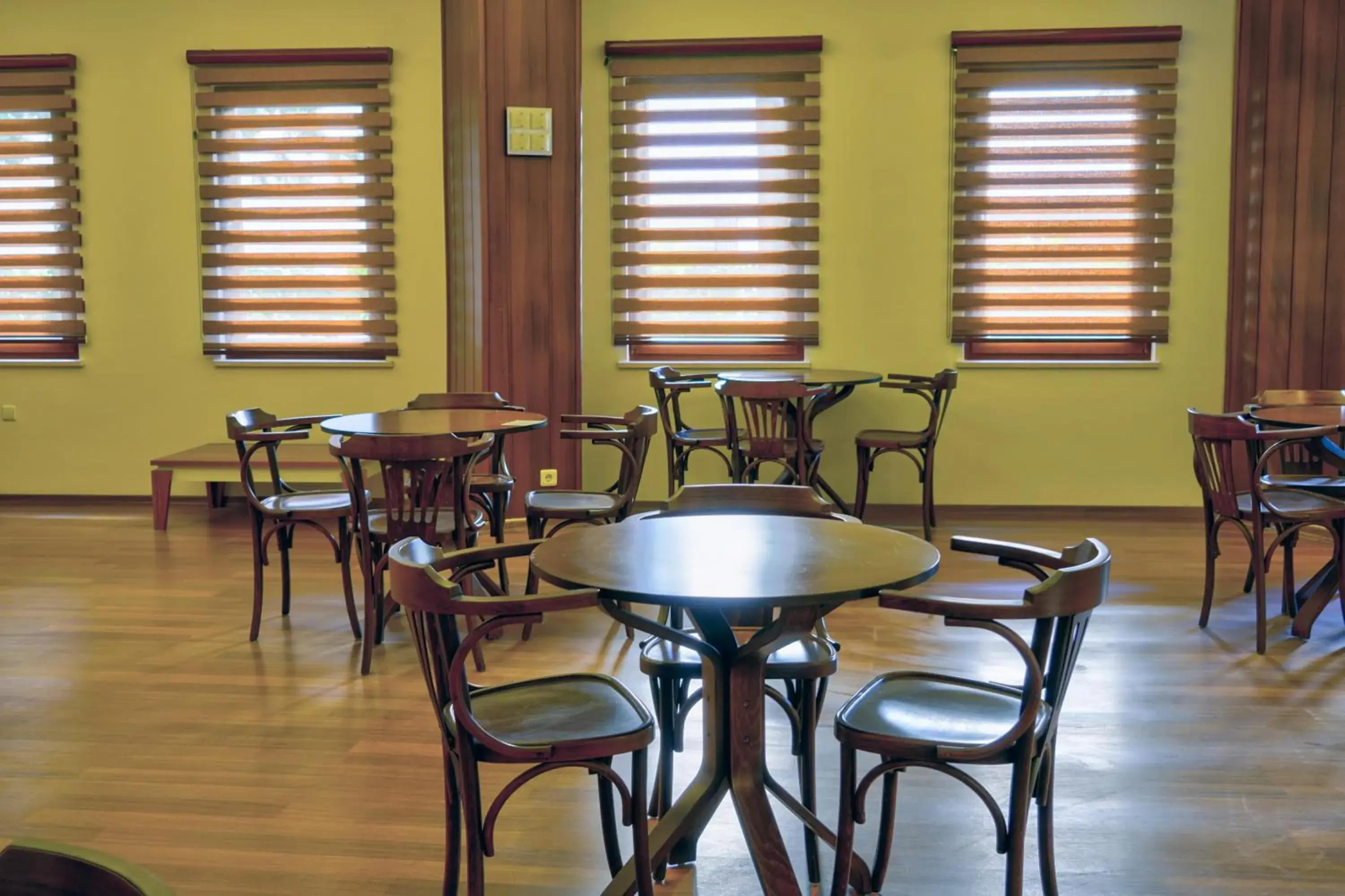 Restaurant/places to eat in Blue Fish Hotel All Inclusive Restaurant/places to eat in Blue Fish Hotel All Inclusive