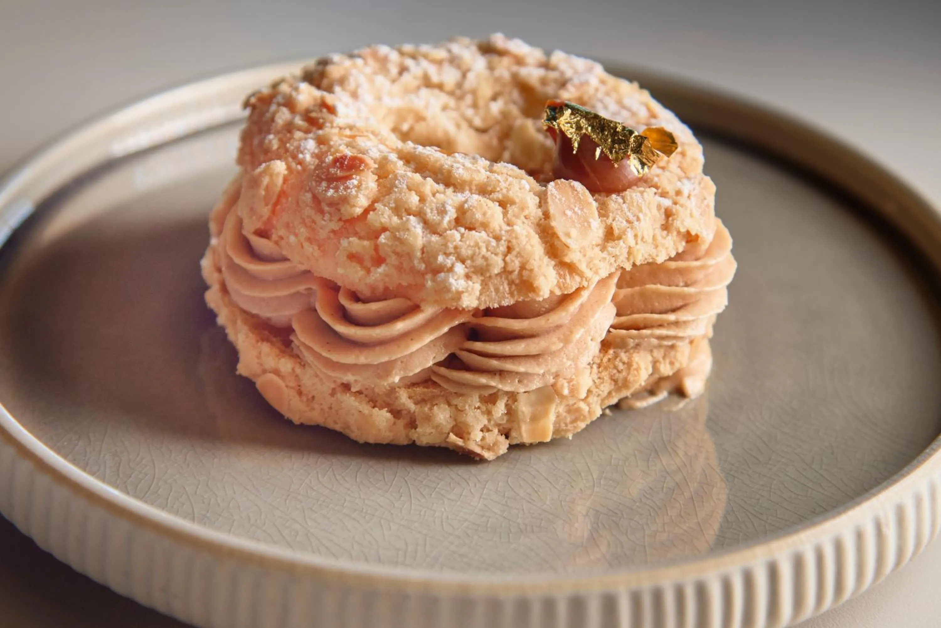 Restaurant/places to eat in Farol Hotel